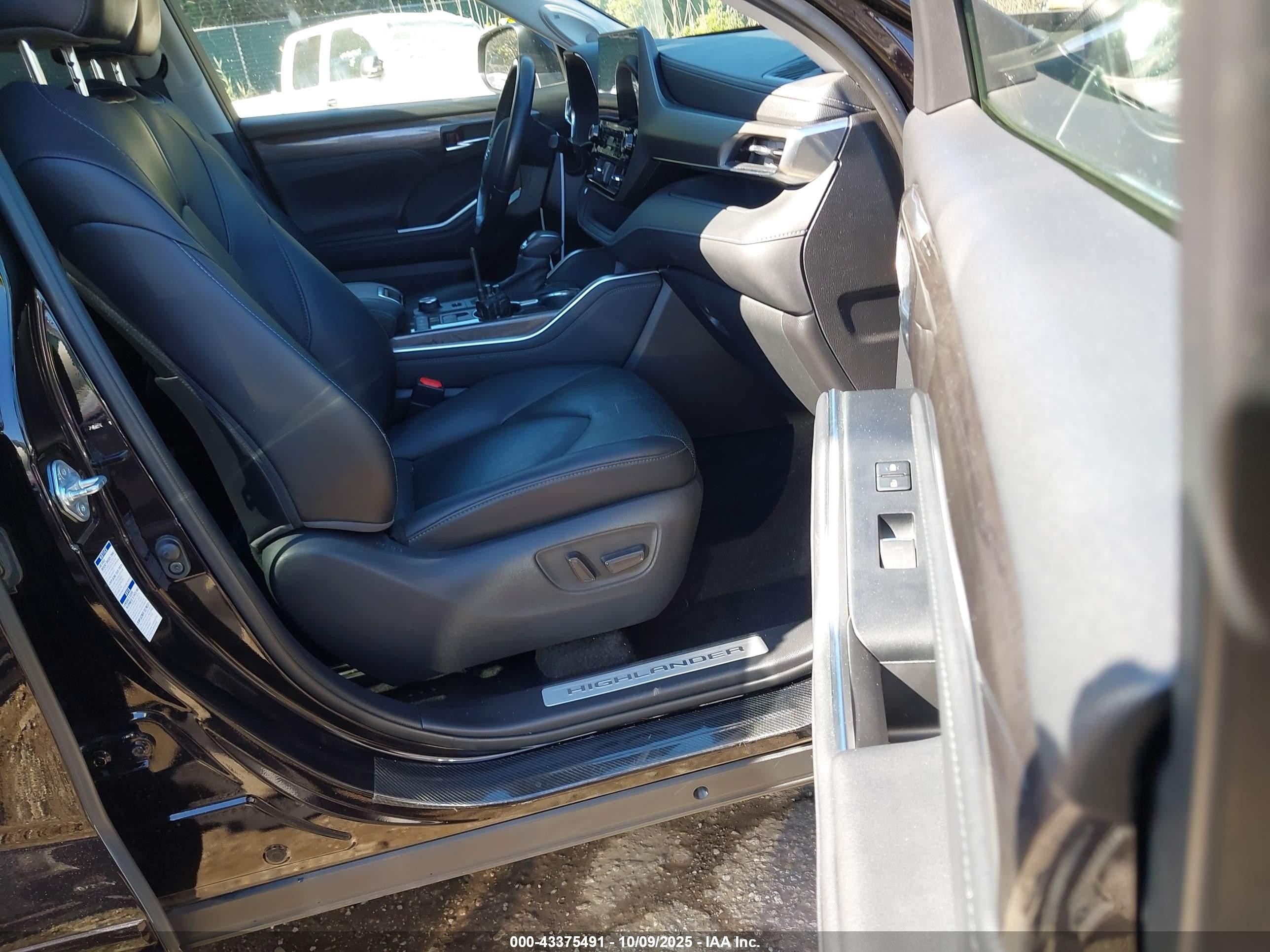 2021 Toyota Highlander Limited Фиолетовый vin: 5TDDZRBH8MS067611