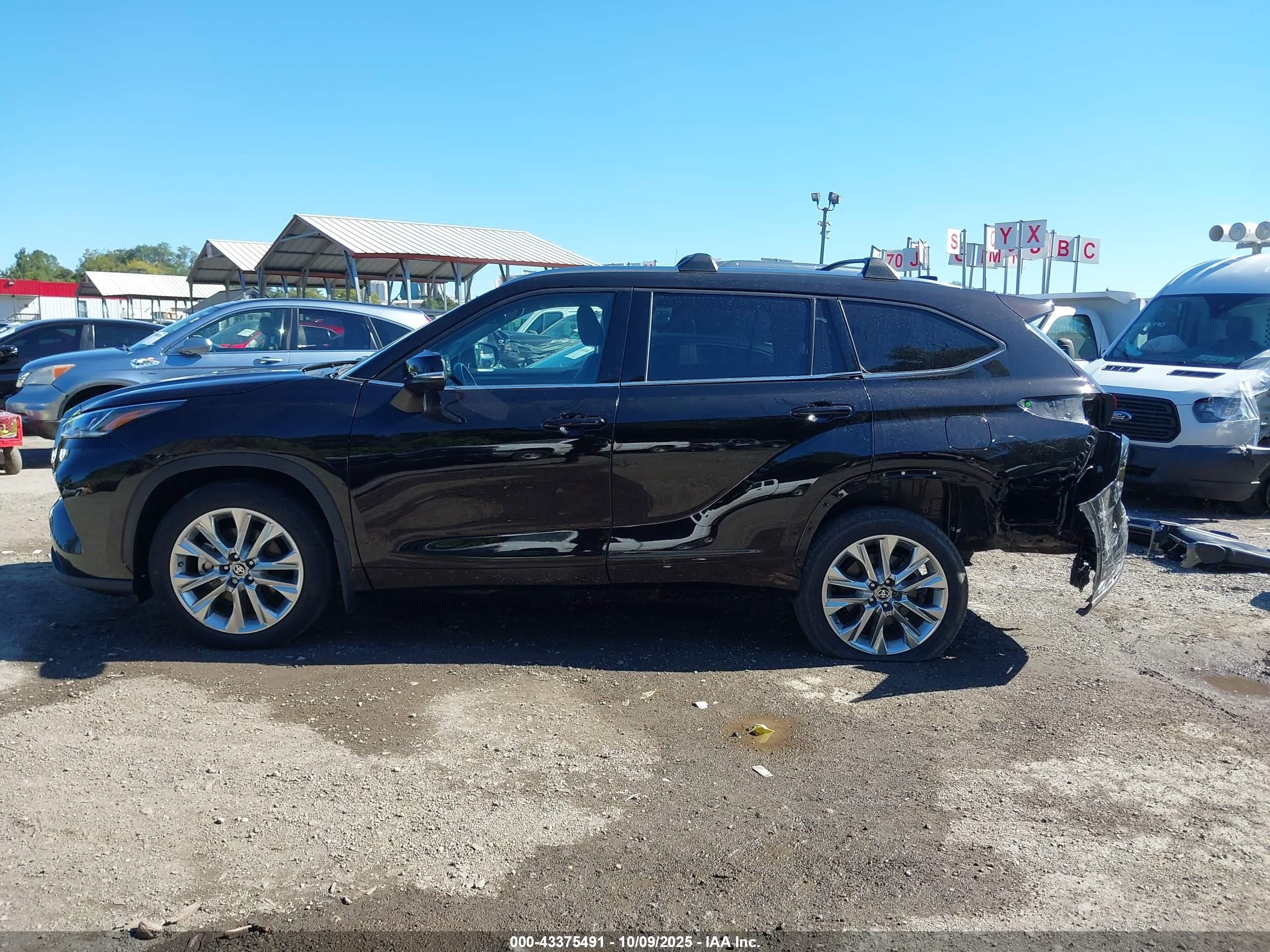 2021 Toyota Highlander Limited Фиолетовый vin: 5TDDZRBH8MS067611