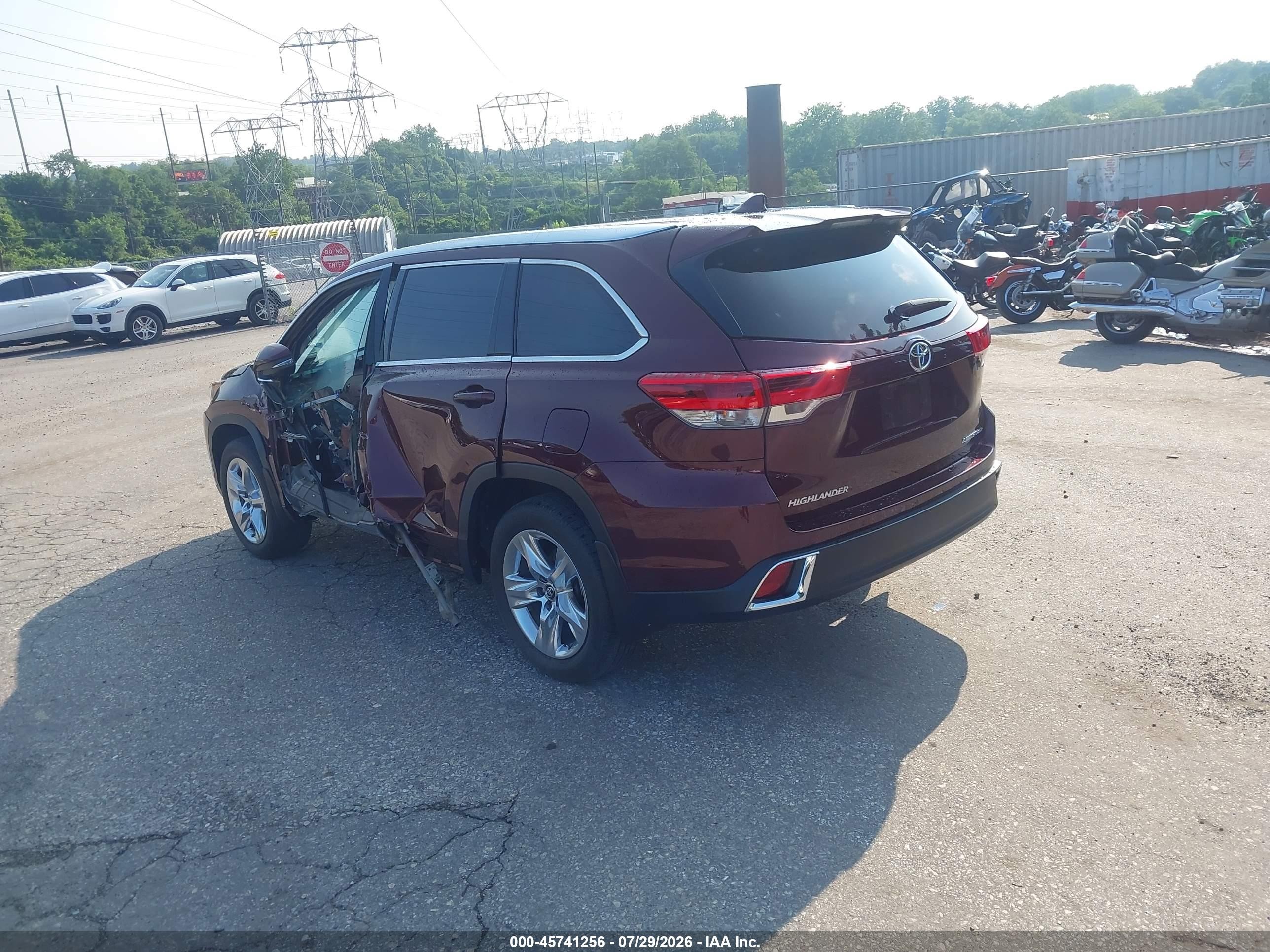 2018 Toyota Highlander Limited Burgundy vin: 5TDDZRFH2JS873014