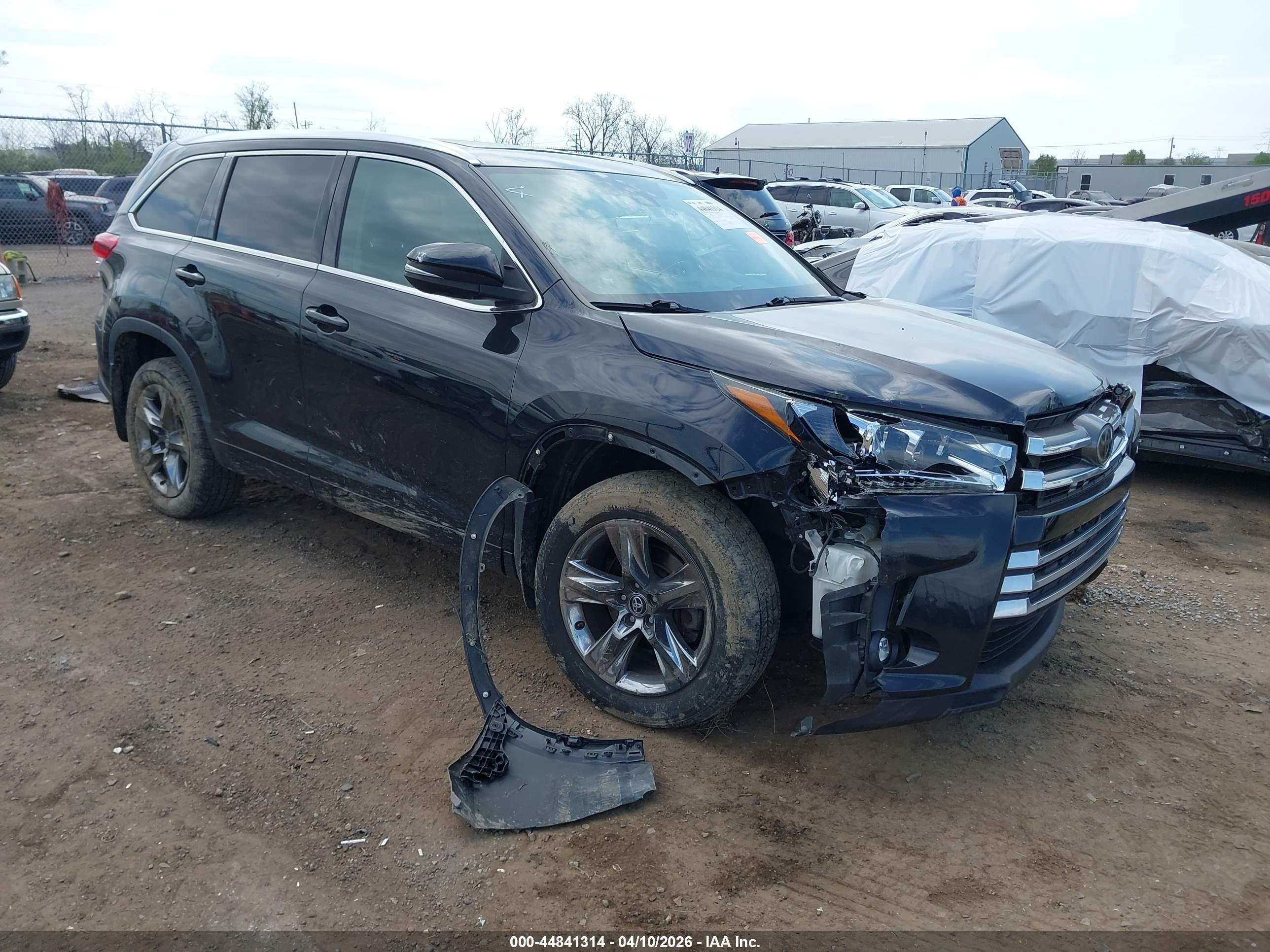 2019 Toyota Highlander Limited Platinum Black vin: 5TDDZRFH2KS993865