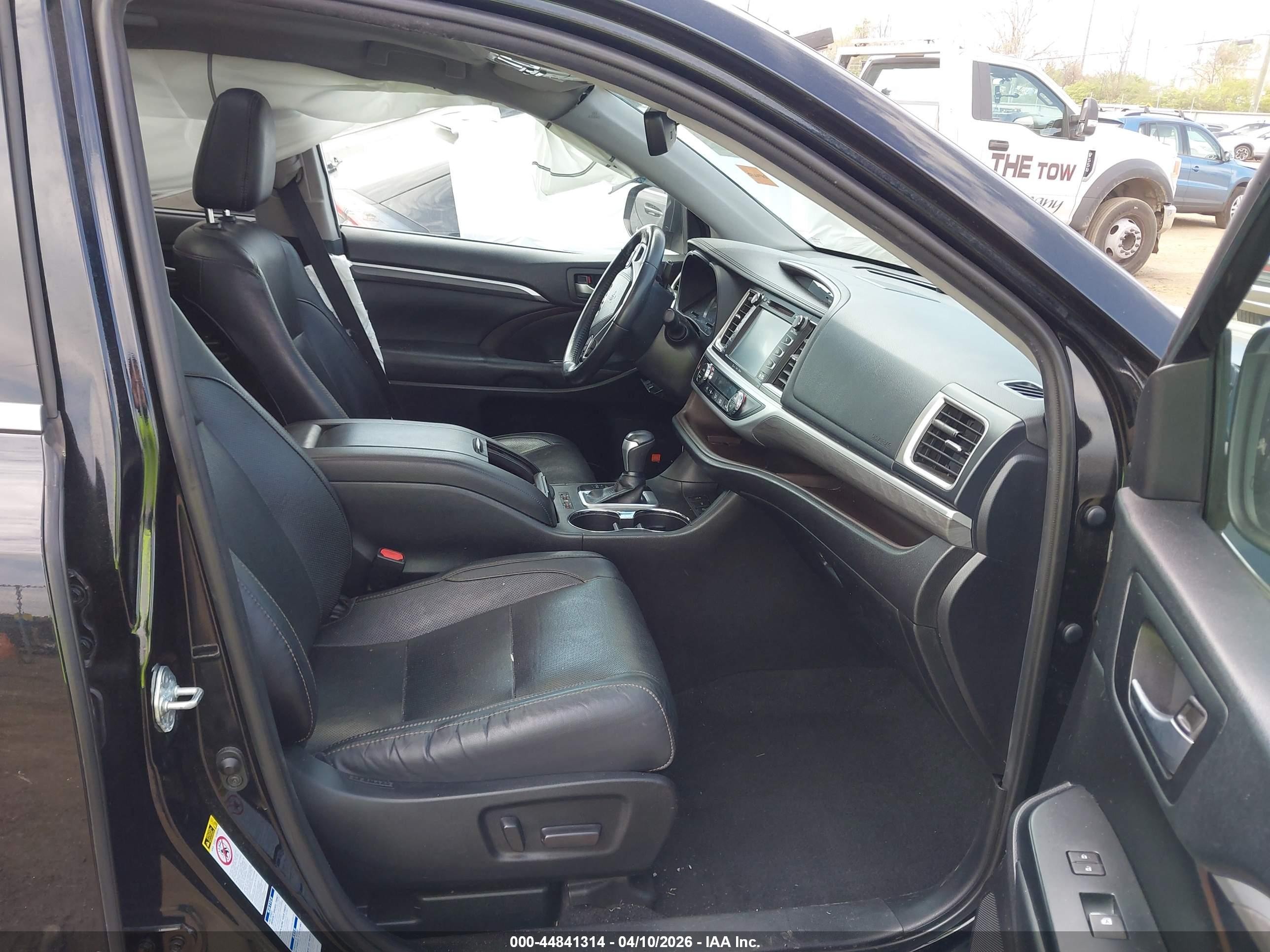 2019 Toyota Highlander Limited Platinum Black vin: 5TDDZRFH2KS993865