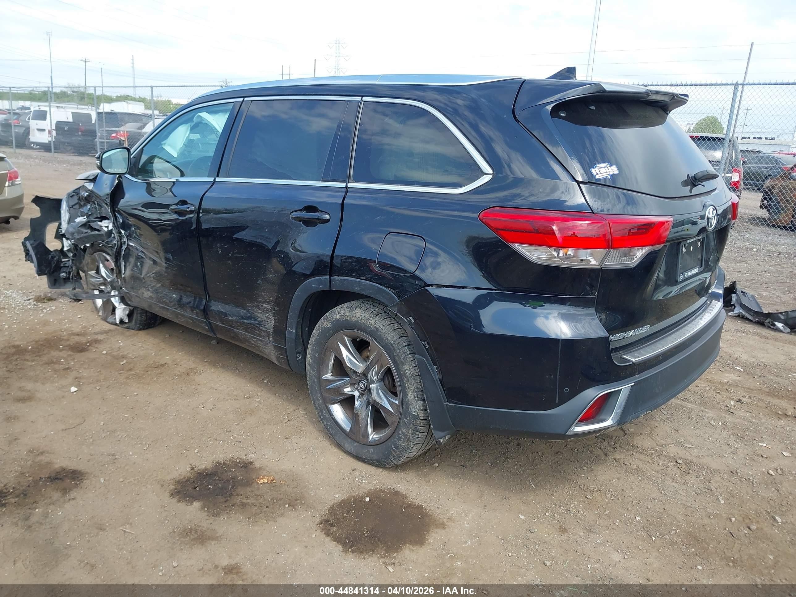 2019 Toyota Highlander Limited Platinum Black vin: 5TDDZRFH2KS993865