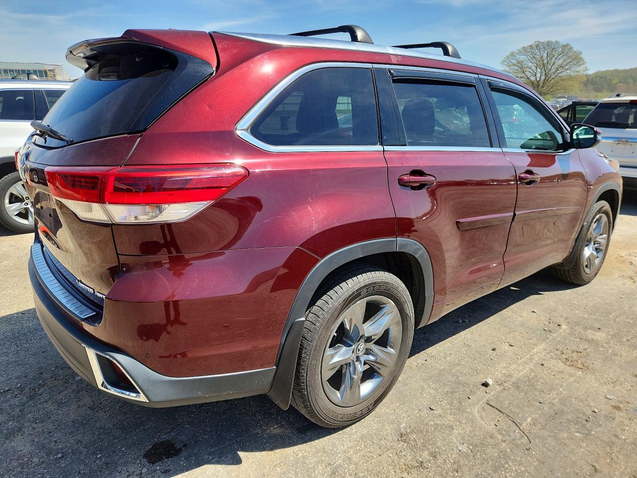 2017 Toyota Highlander Limited Platinum Burgundy vin: 5TDDZRFH3HS453238