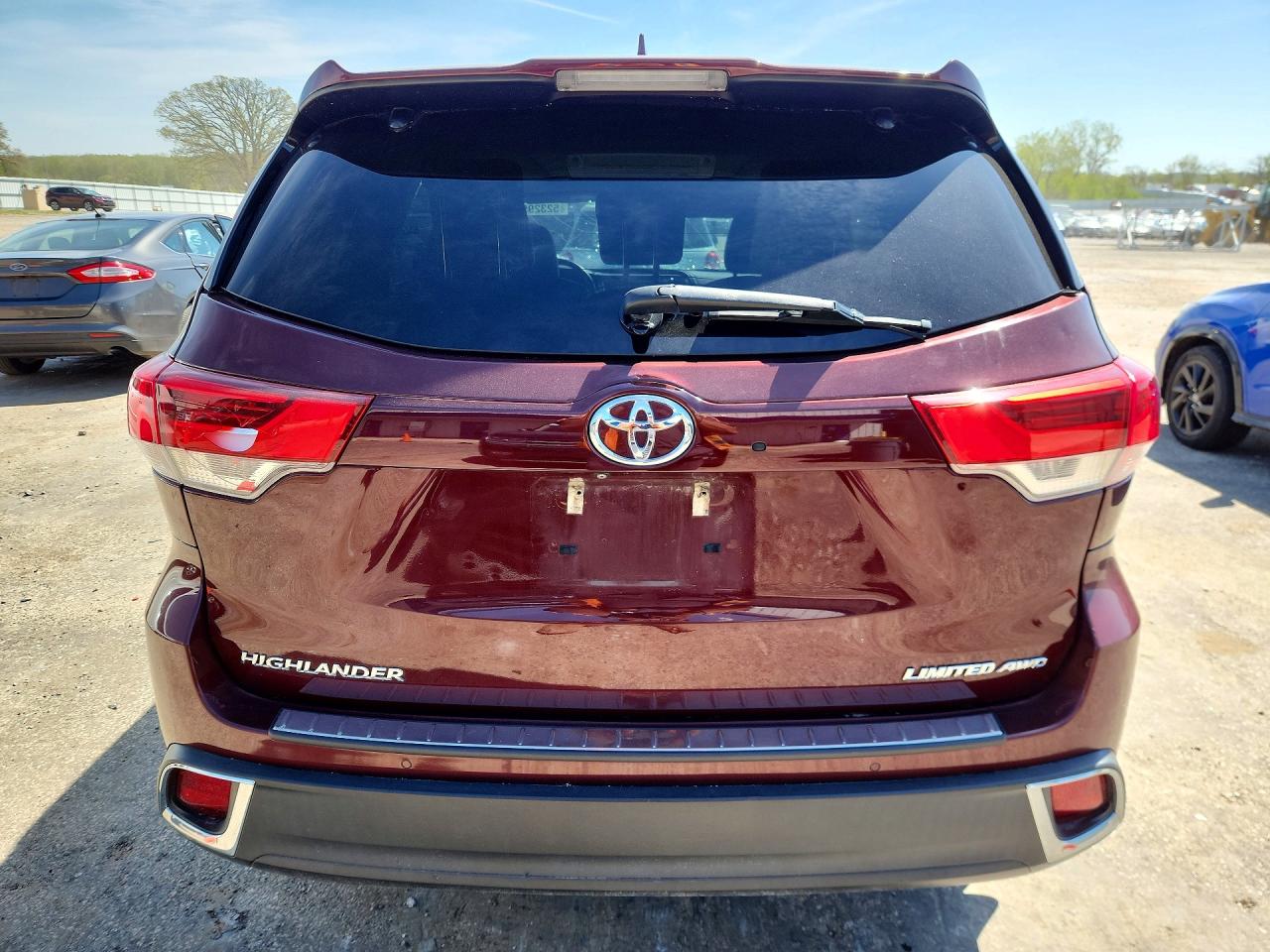 2017 Toyota Highlander Limited Platinum Burgundy vin: 5TDDZRFH3HS453238