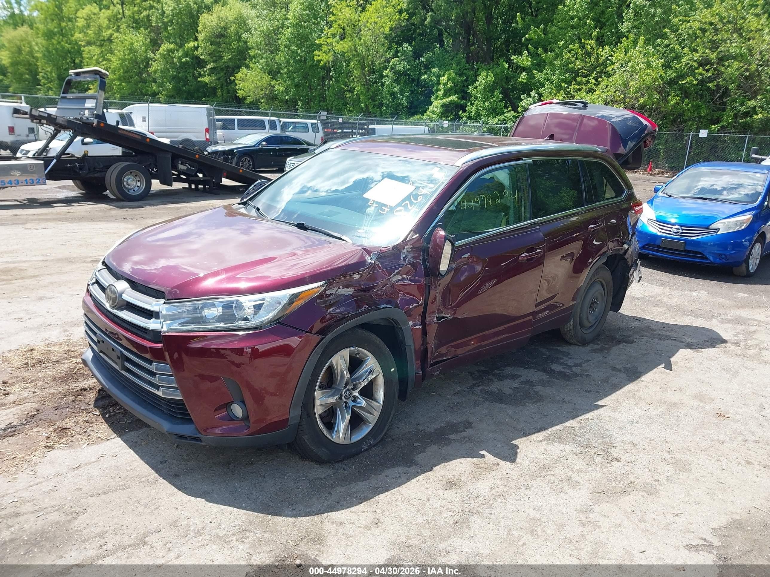 2018 Toyota Highlander Limited Red vin: 5TDDZRFH4JS838264