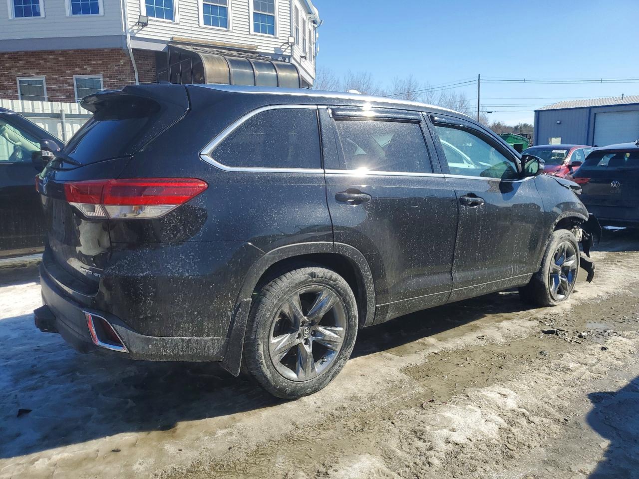 2018 Toyota Highlander Limited Platinum Black vin: 5TDDZRFH7JS836718