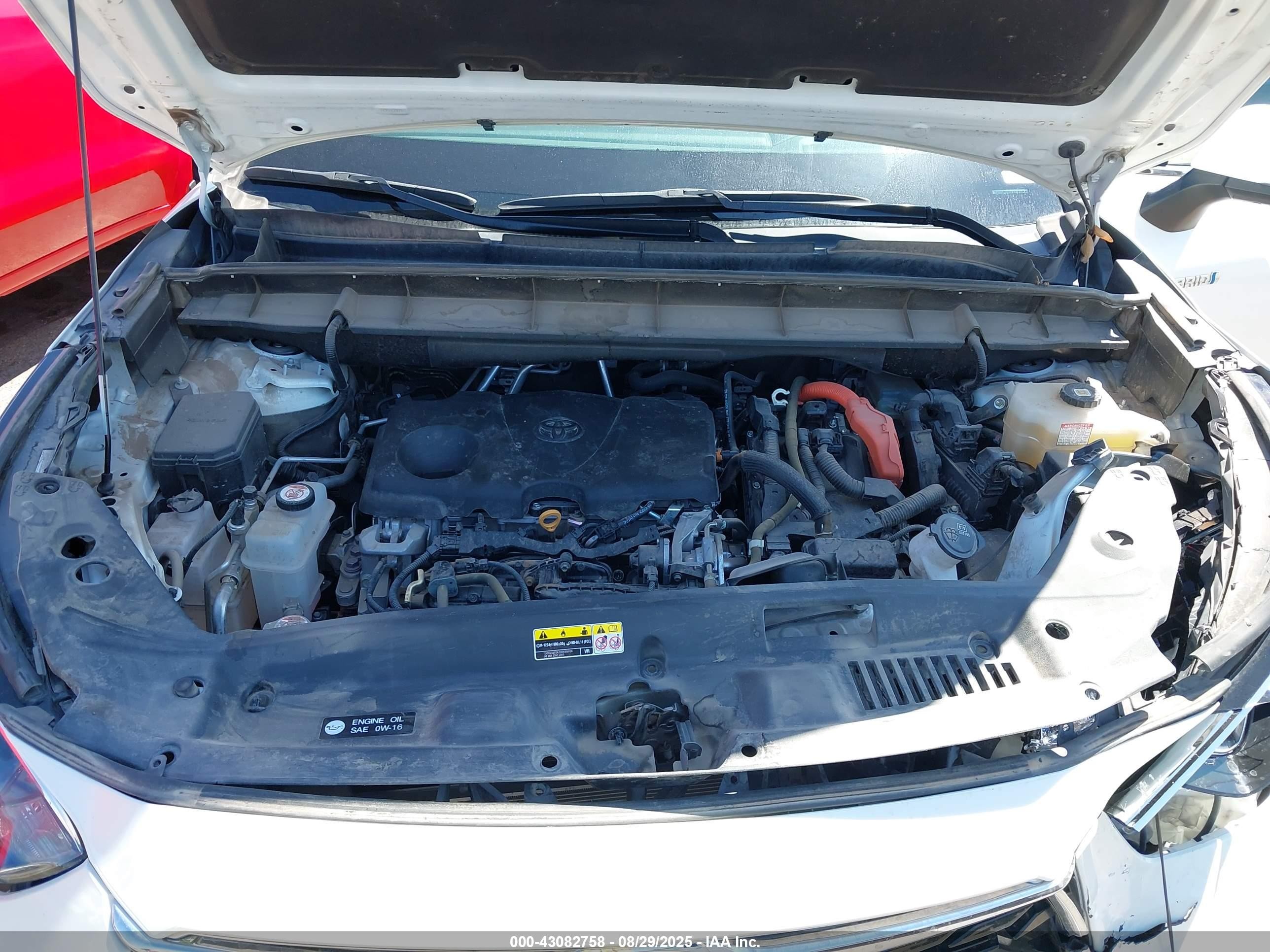 2021 Toyota Highlander Hybrid Platinum Белый vin: 5TDEBRCH3MS050562