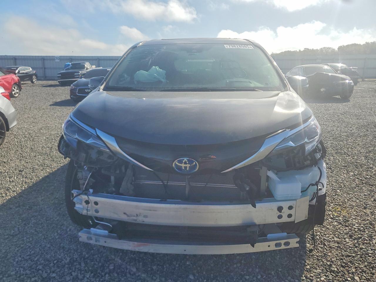 2025 Toyota Sienna Platinum 7-passenger Charcoal vin: 5TDERKEC4SS284680