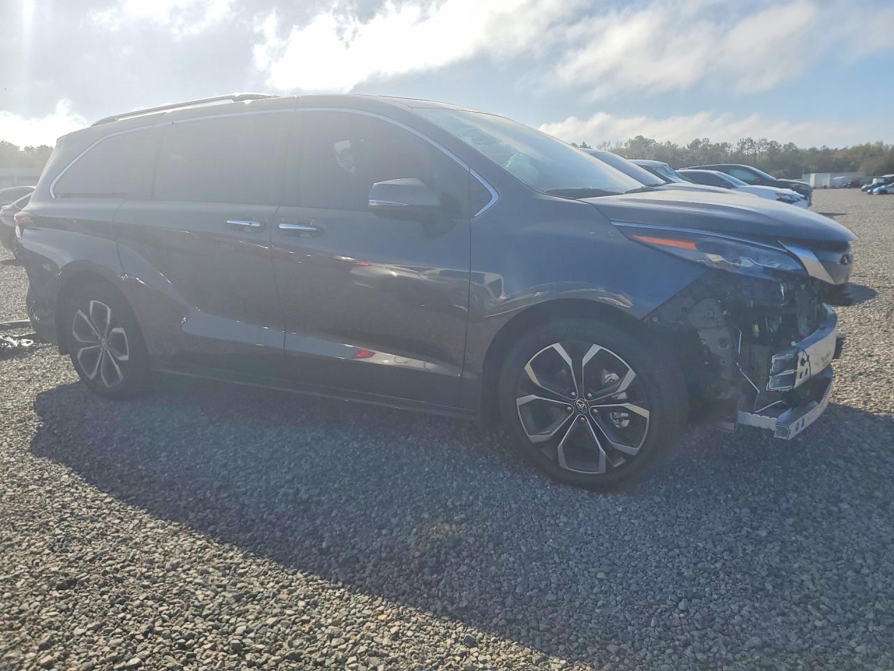 2025 Toyota Sienna Platinum 7-passenger Charcoal vin: 5TDERKEC4SS284680