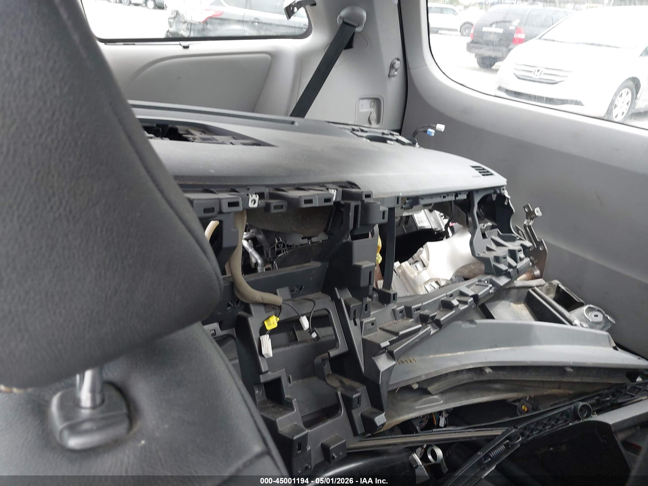 2020 Toyota Sienna Se Black vin: 5TDEZ3DC8LS249679