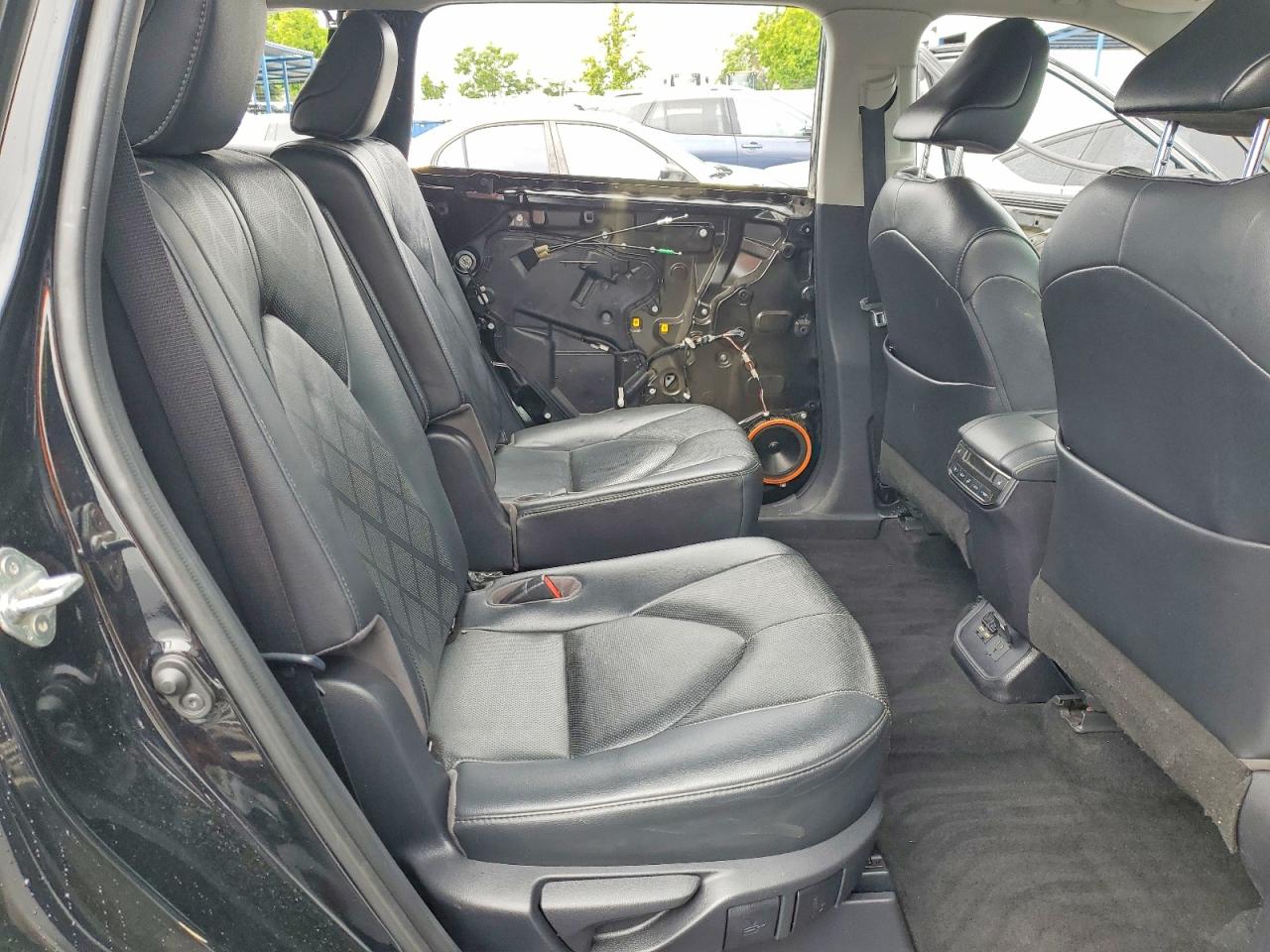 2020 Toyota Highlander Platinum Black vin: 5TDFZRBH6LS007138