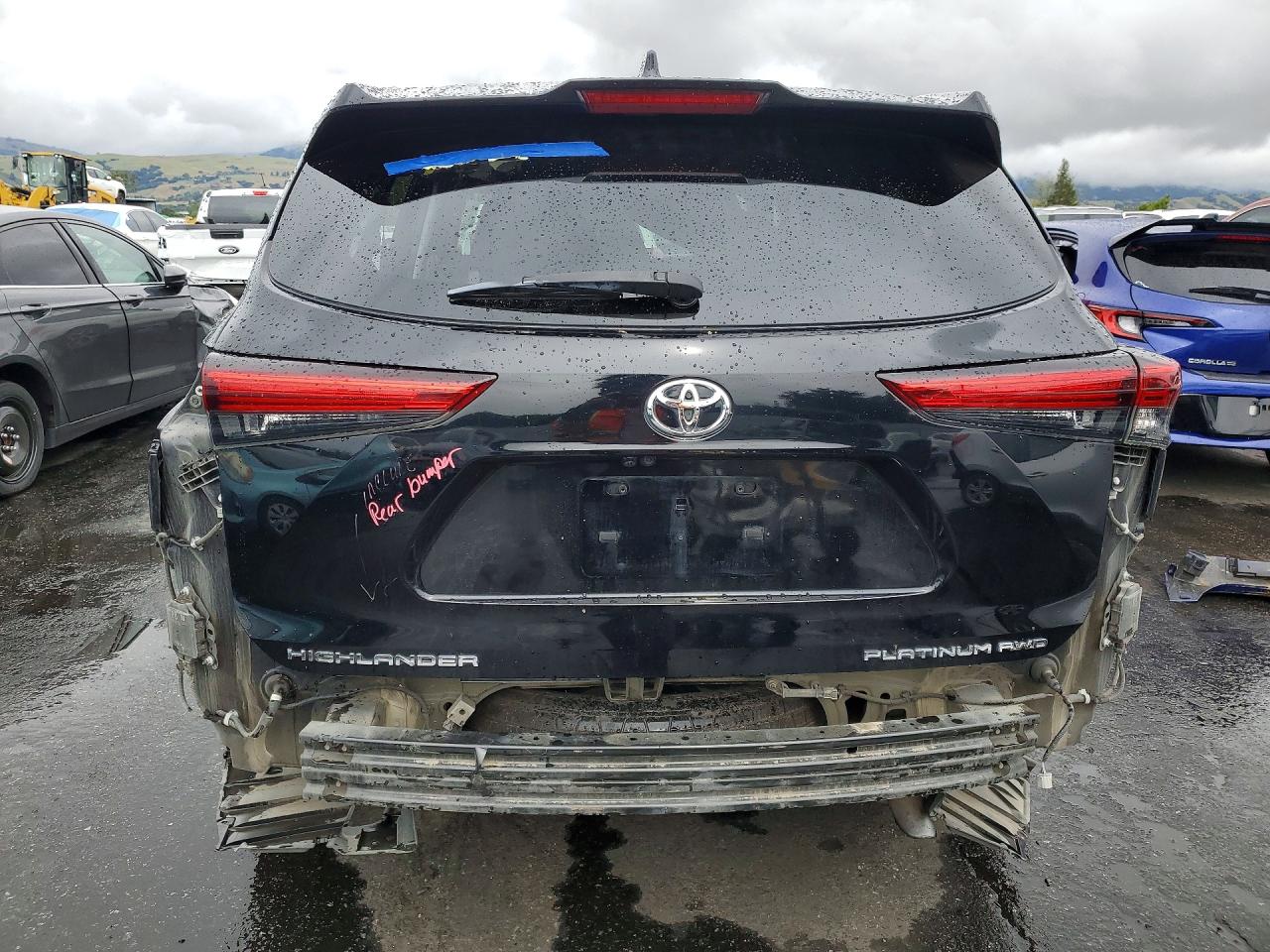 2020 Toyota Highlander Platinum Black vin: 5TDFZRBH6LS007138