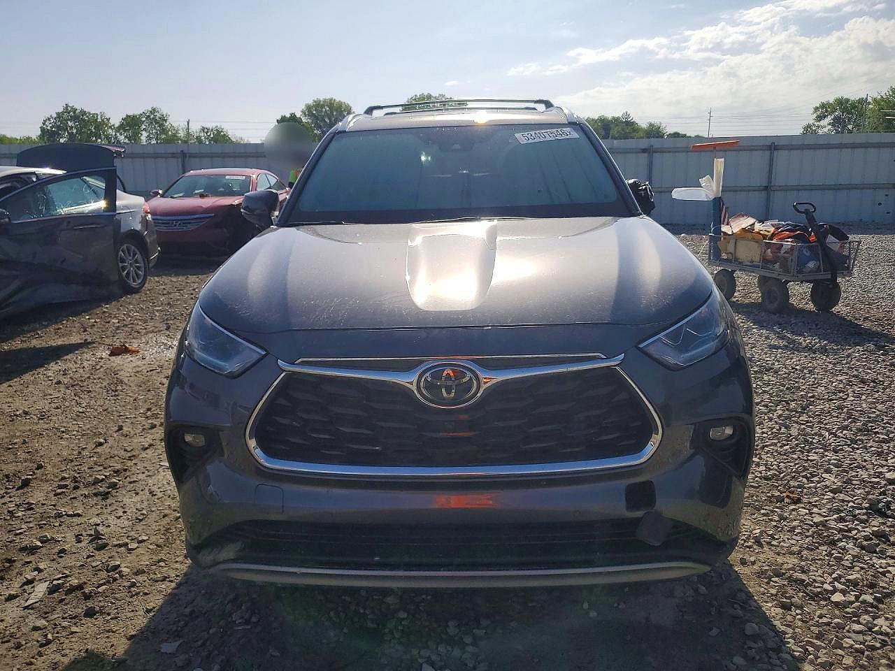 2022 Toyota Highlander Platinum Черный vin: 5TDFZRBHXNS196413