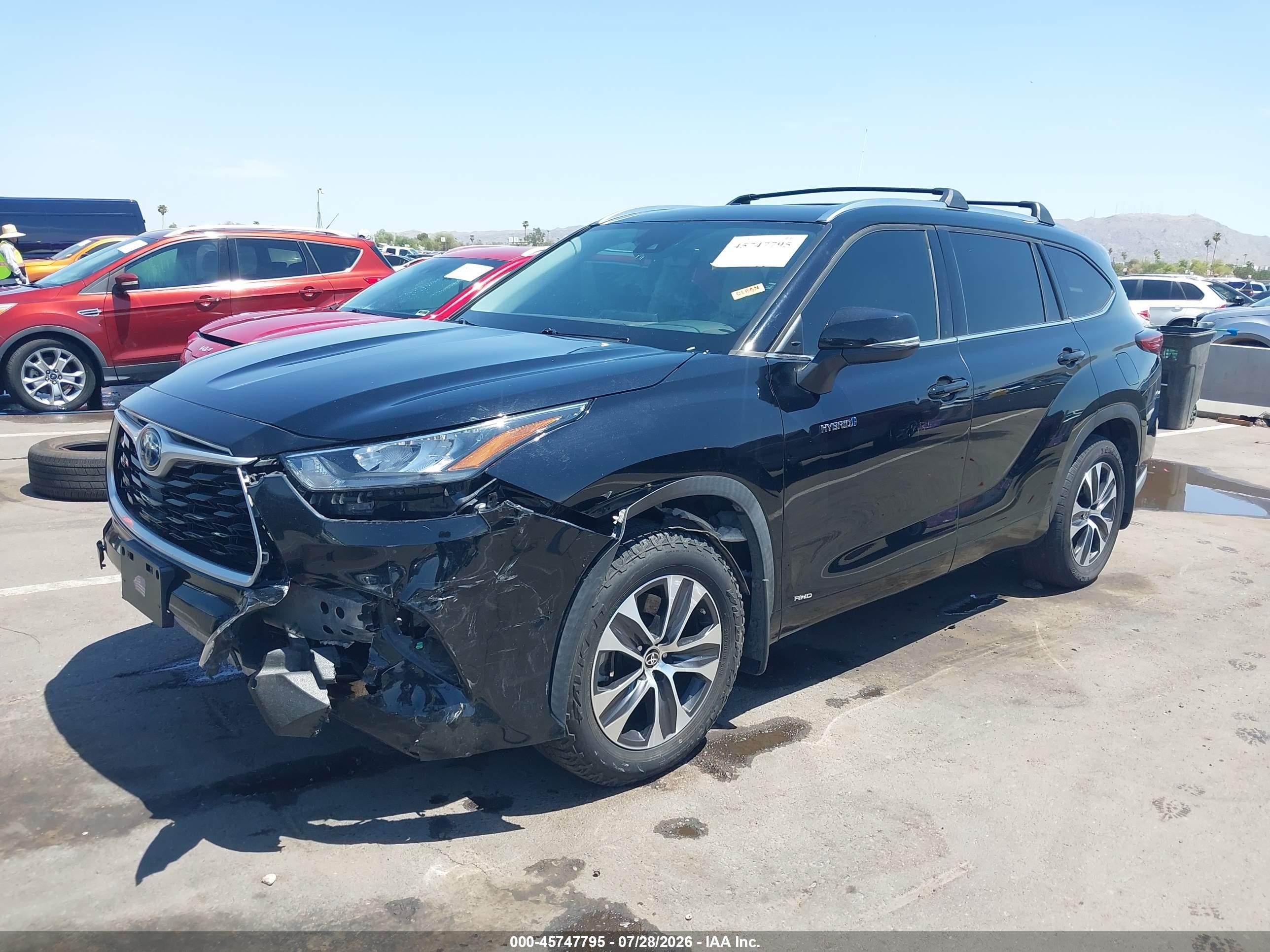 2020 Toyota Highlander Hybrid Xle Black vin: 5TDGBRCH3LS501898