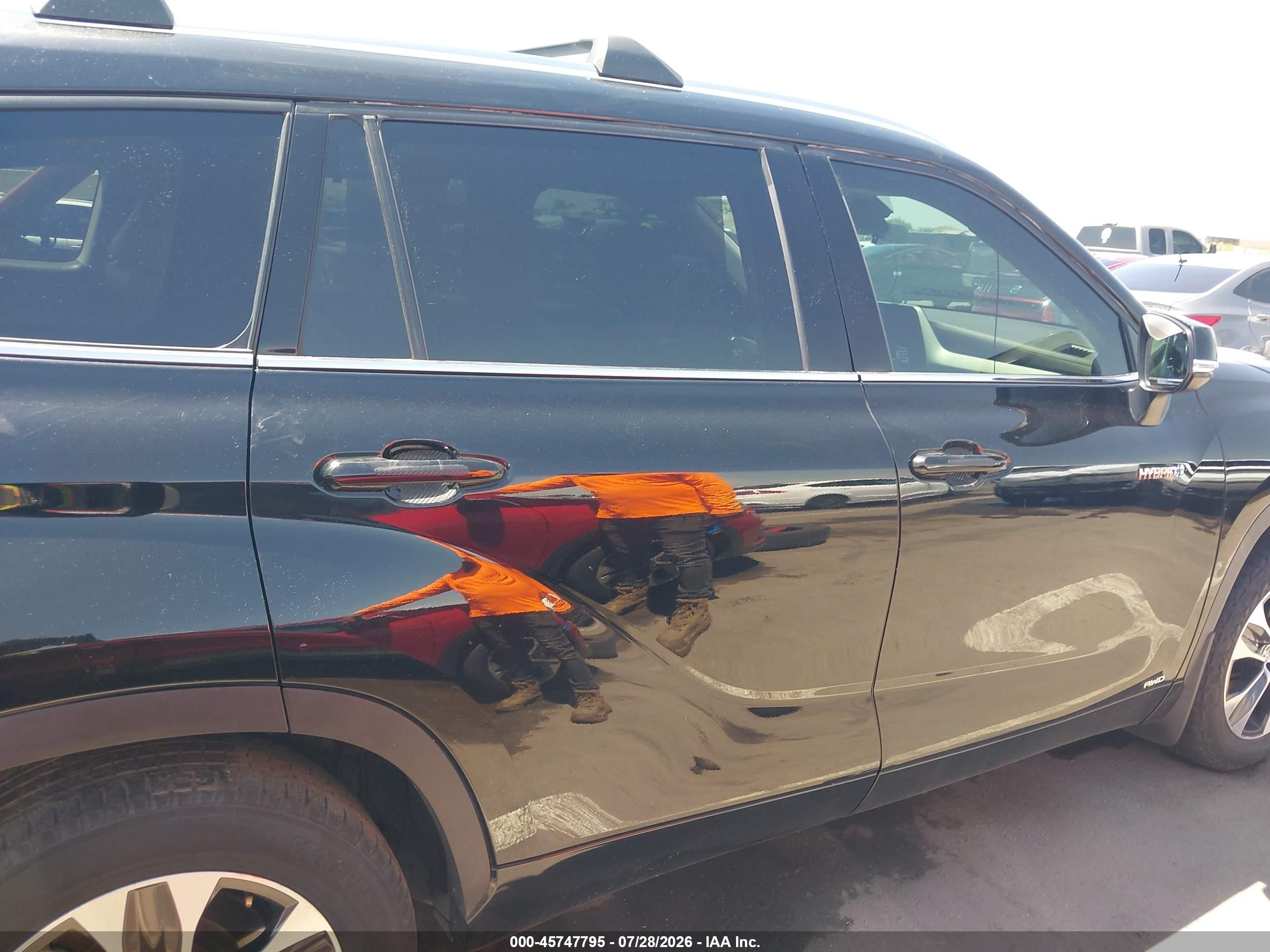 2020 Toyota Highlander Hybrid Xle Black vin: 5TDGBRCH3LS501898