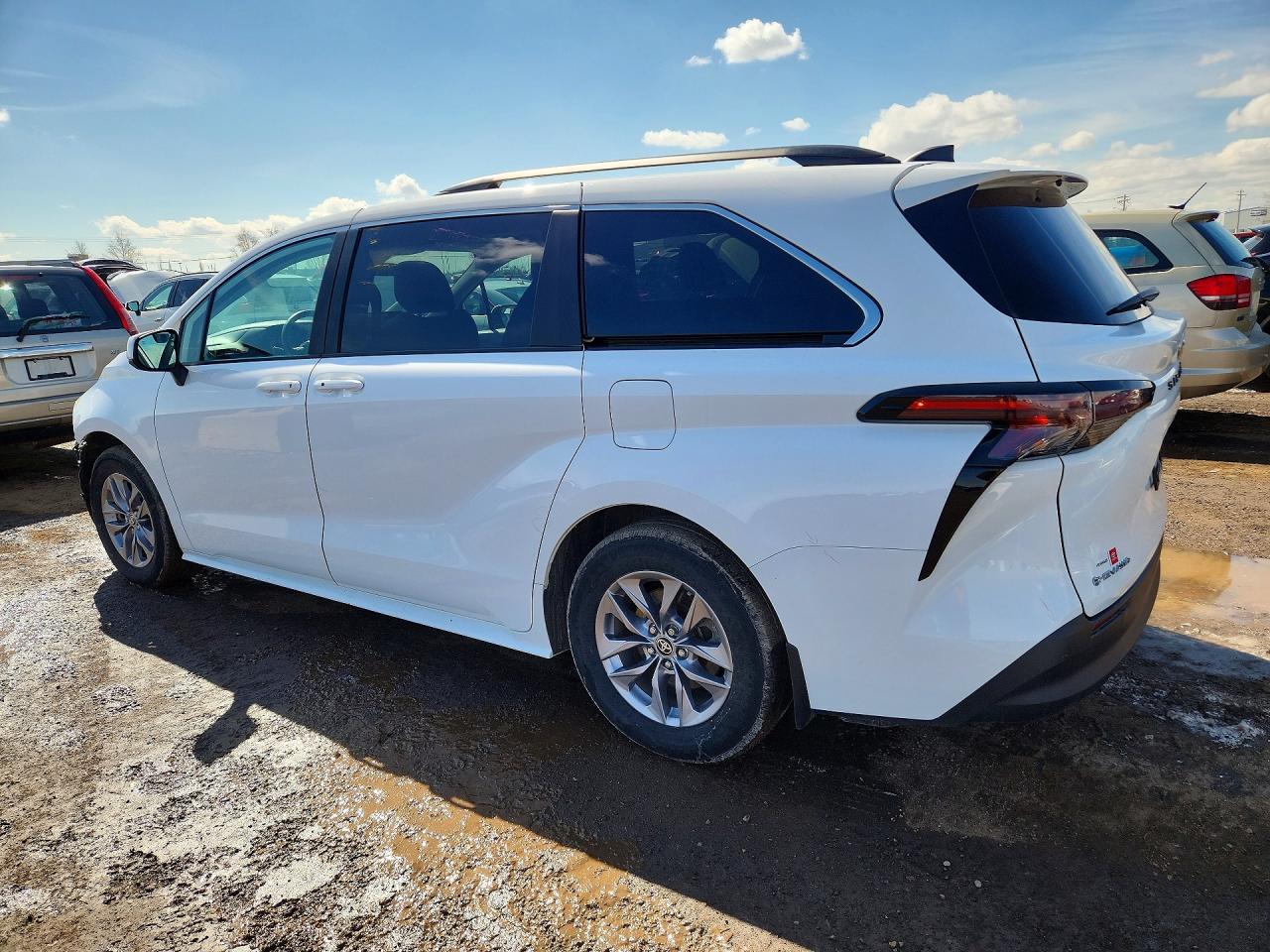 2025 Toyota Sienna White vin: 5TDGSKFCXSS163051