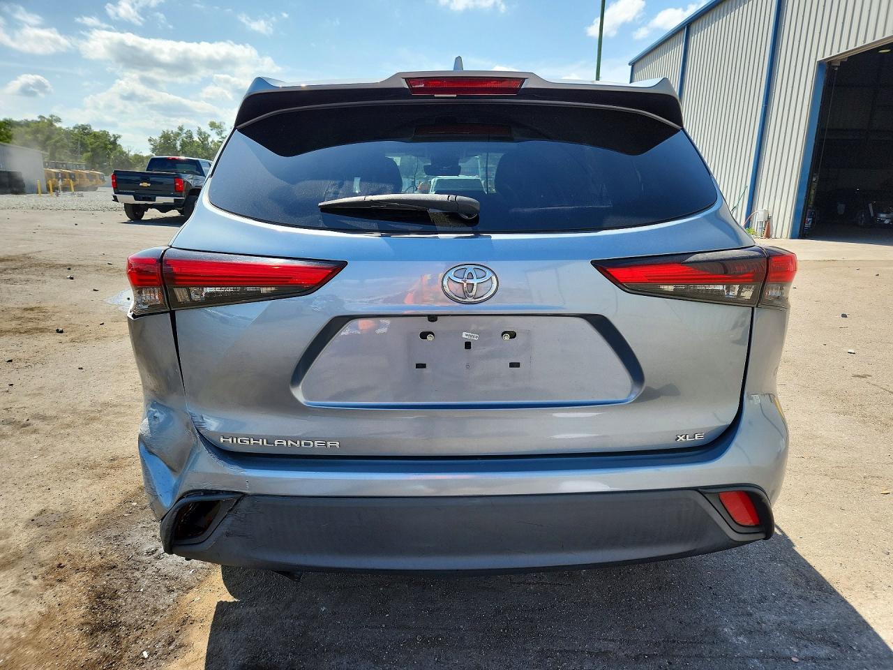 2020 Toyota Highlander Xle Blue vin: 5TDGZRAH2LS005764