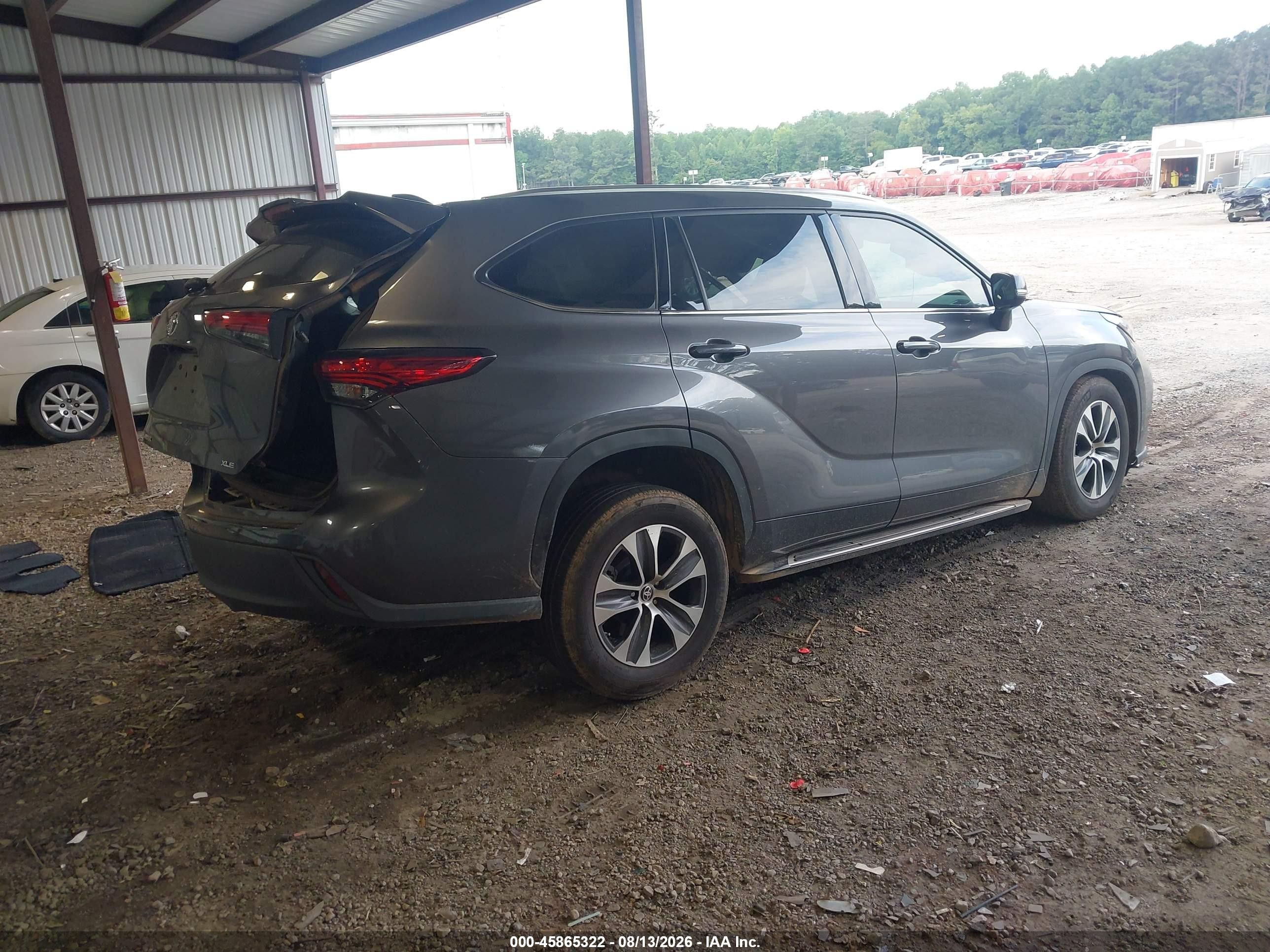 2021 Toyota Highlander Xle Gray vin: 5TDGZRAH2MS031640