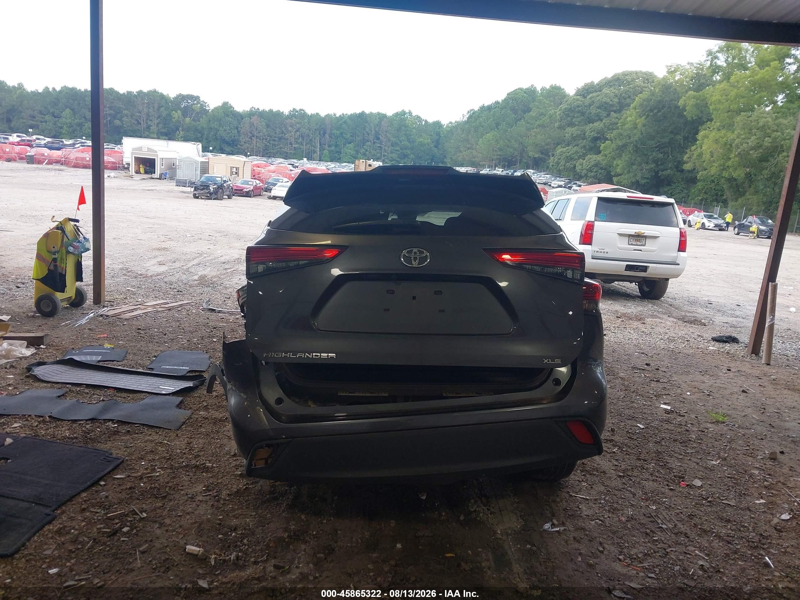 2021 Toyota Highlander Xle Gray vin: 5TDGZRAH2MS031640