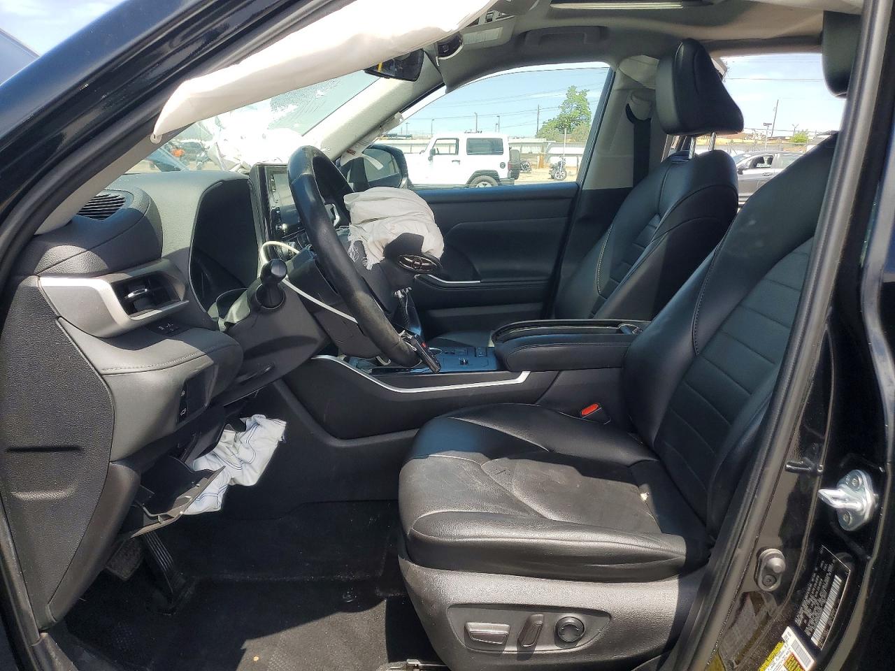 2021 Toyota Highlander Xle Черный vin: 5TDGZRAH3MS069457