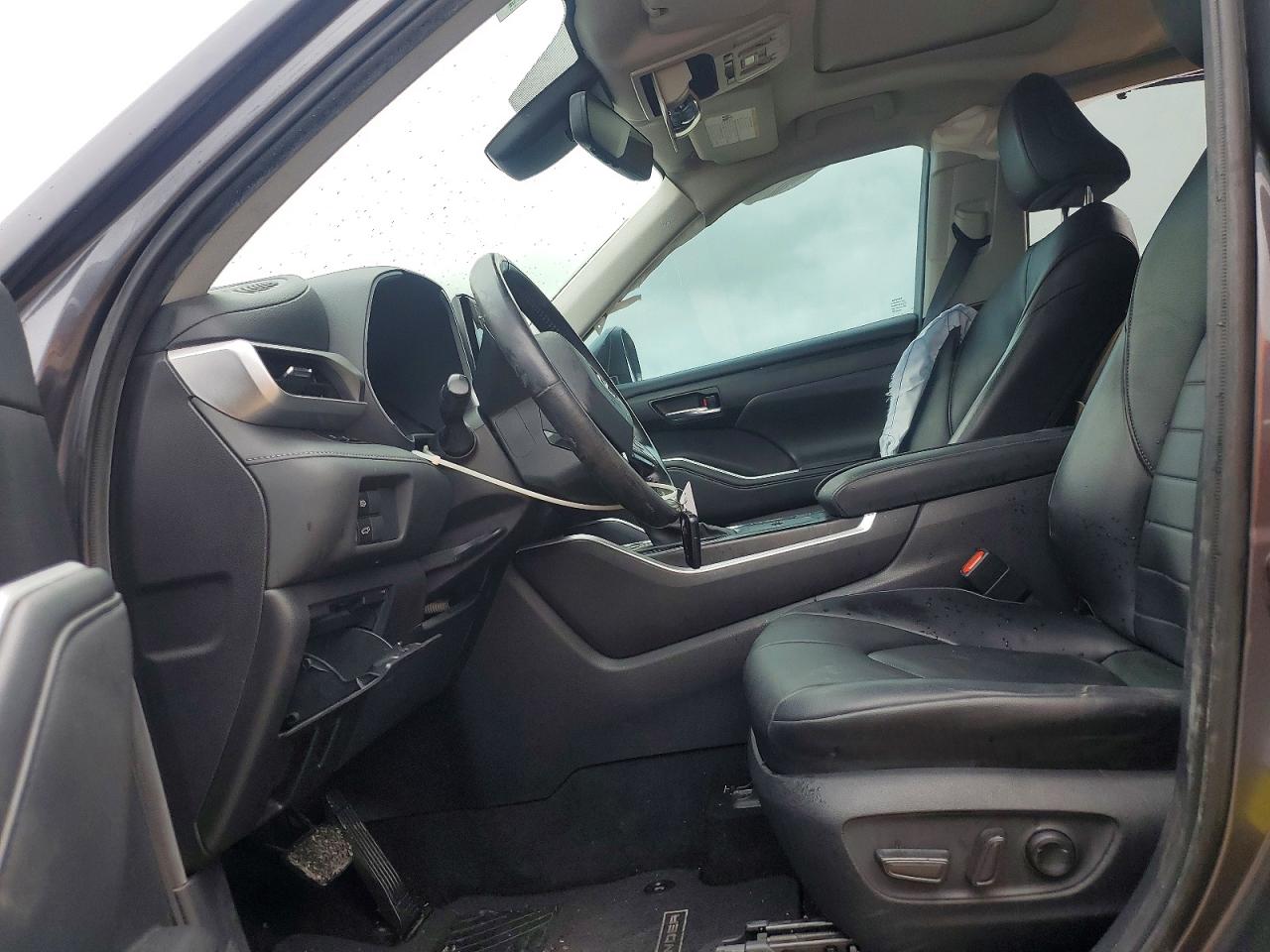 2021 Toyota Highlander Xle Gray vin: 5TDGZRAH6MS515164