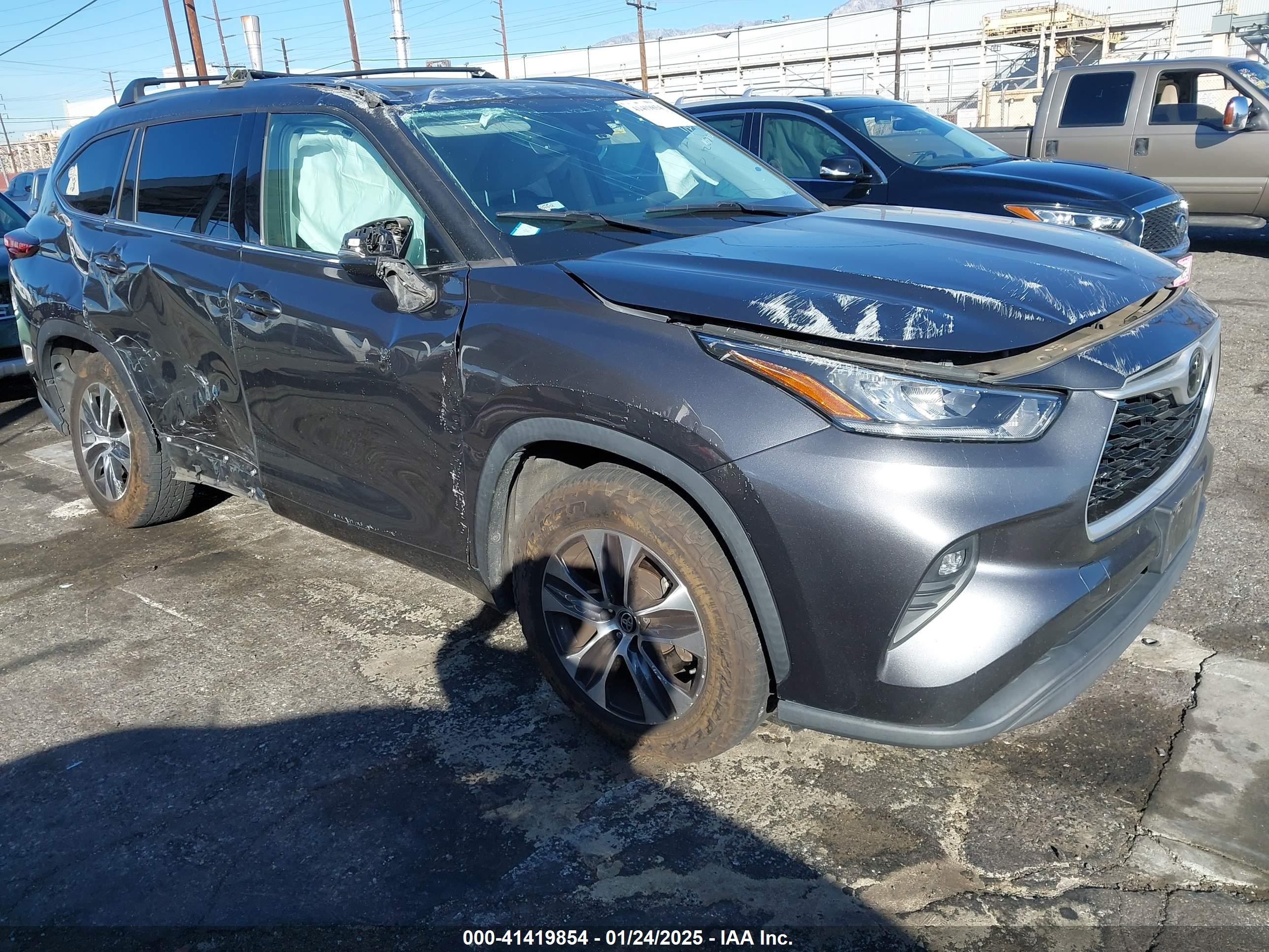5TDGZRAH8LS028367 — 2020 TOYOTA HIGHLANDER | AutoHelperBot