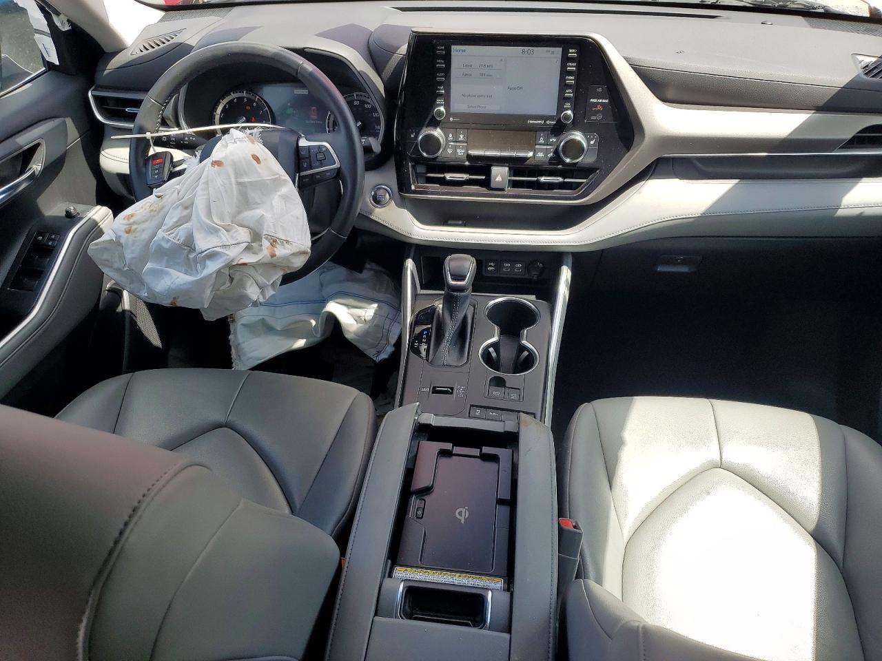 2022 Toyota Highlander Xle Бордовый vin: 5TDGZRAHXNS136170