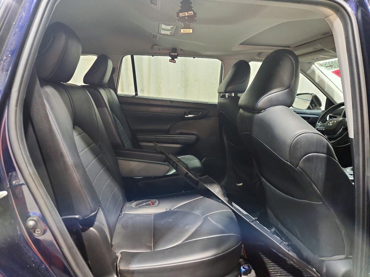 2021 Toyota Highlander Xle Blue vin: 5TDGZRBH0MS063615