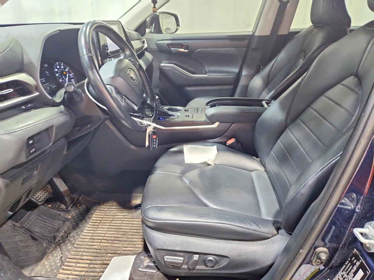 2021 Toyota Highlander Xle Blue vin: 5TDGZRBH0MS063615