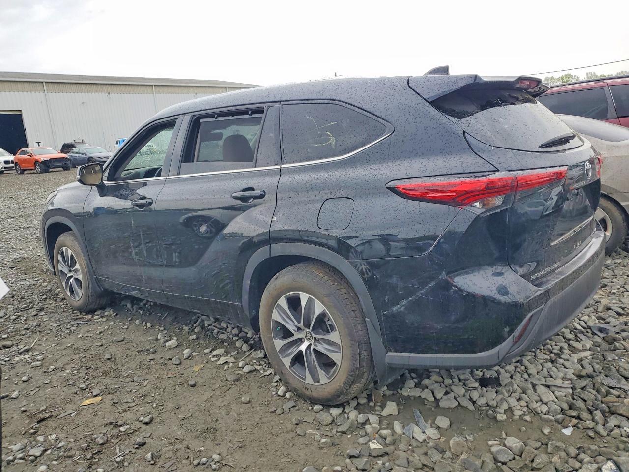 2021 Toyota Highlander Xle Black vin: 5TDGZRBH3MS557385