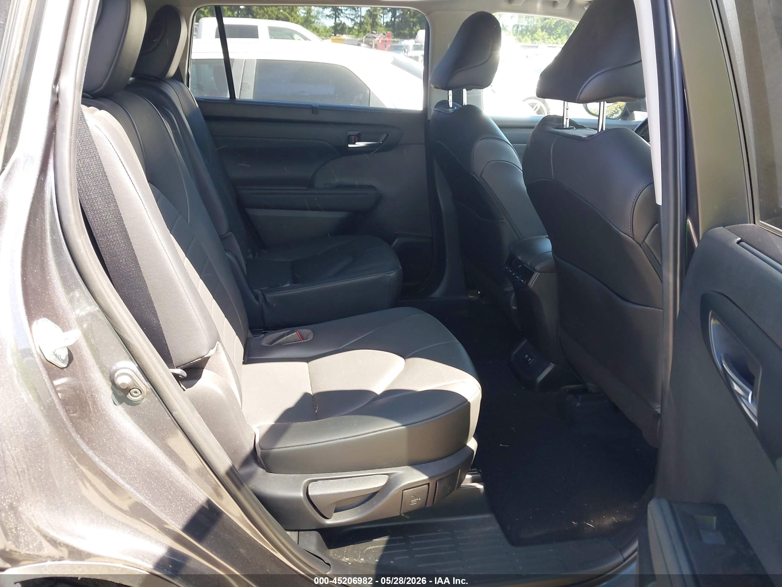 2020 Toyota Highlander Xle Gray vin: 5TDHZRBH0LS035753