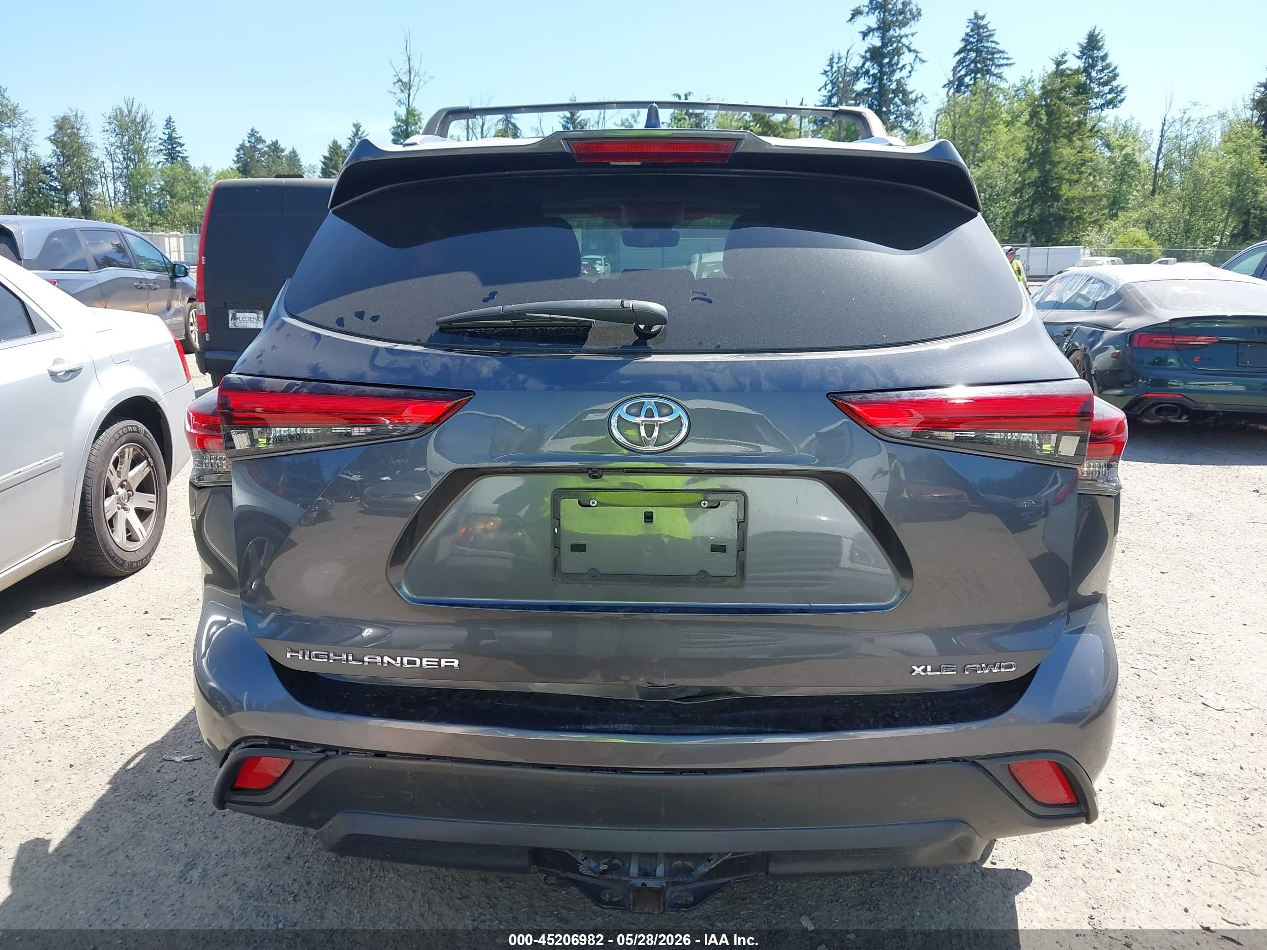 2020 Toyota Highlander Xle Gray vin: 5TDHZRBH0LS035753
