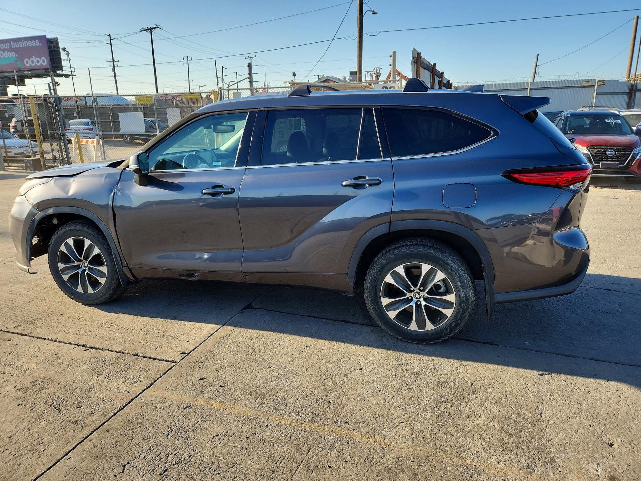2020 Toyota Highlander Xle Gray vin: 5TDHZRBH1LS030318