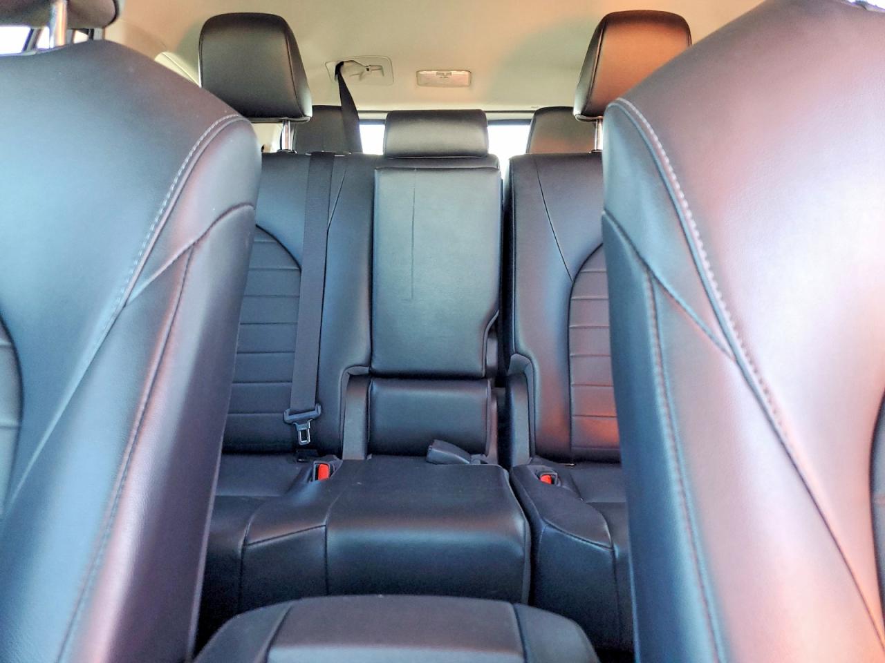 2022 Toyota Highlander Xle Белый vin: 5TDHZRBH2NS221460