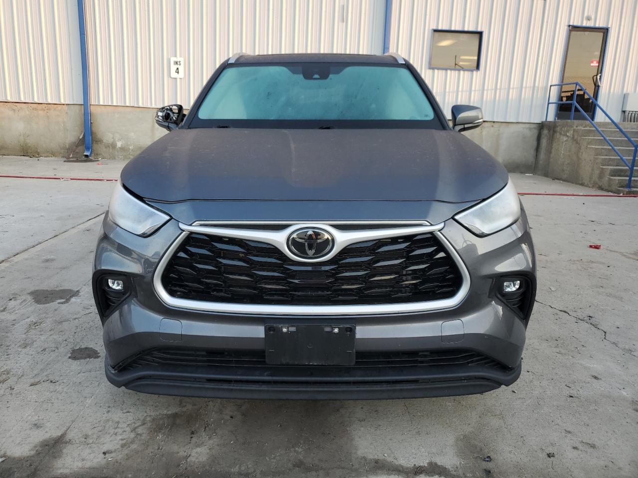 2021 Toyota Highlander Xle Gray vin: 5TDHZRBH9MS107079