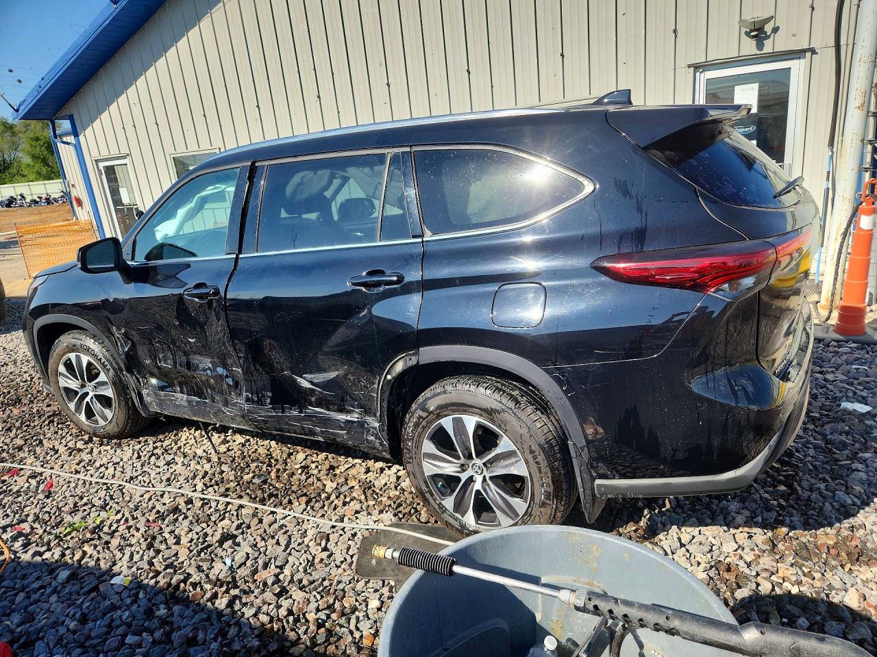 2021 Toyota Highlander Xle Black vin: 5TDHZRBHXMS552088