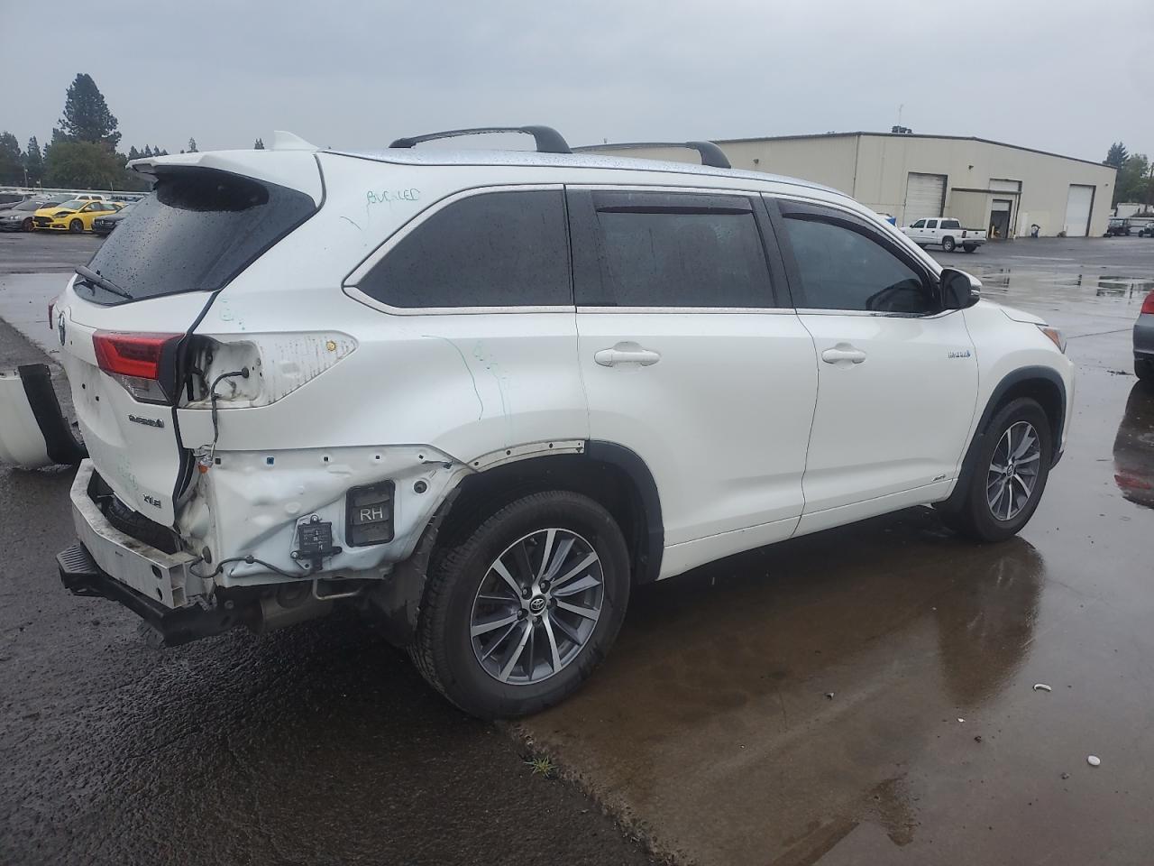 2018 Toyota Highlander Hybrid Белый vin: 5TDJGRFH1JS045884
