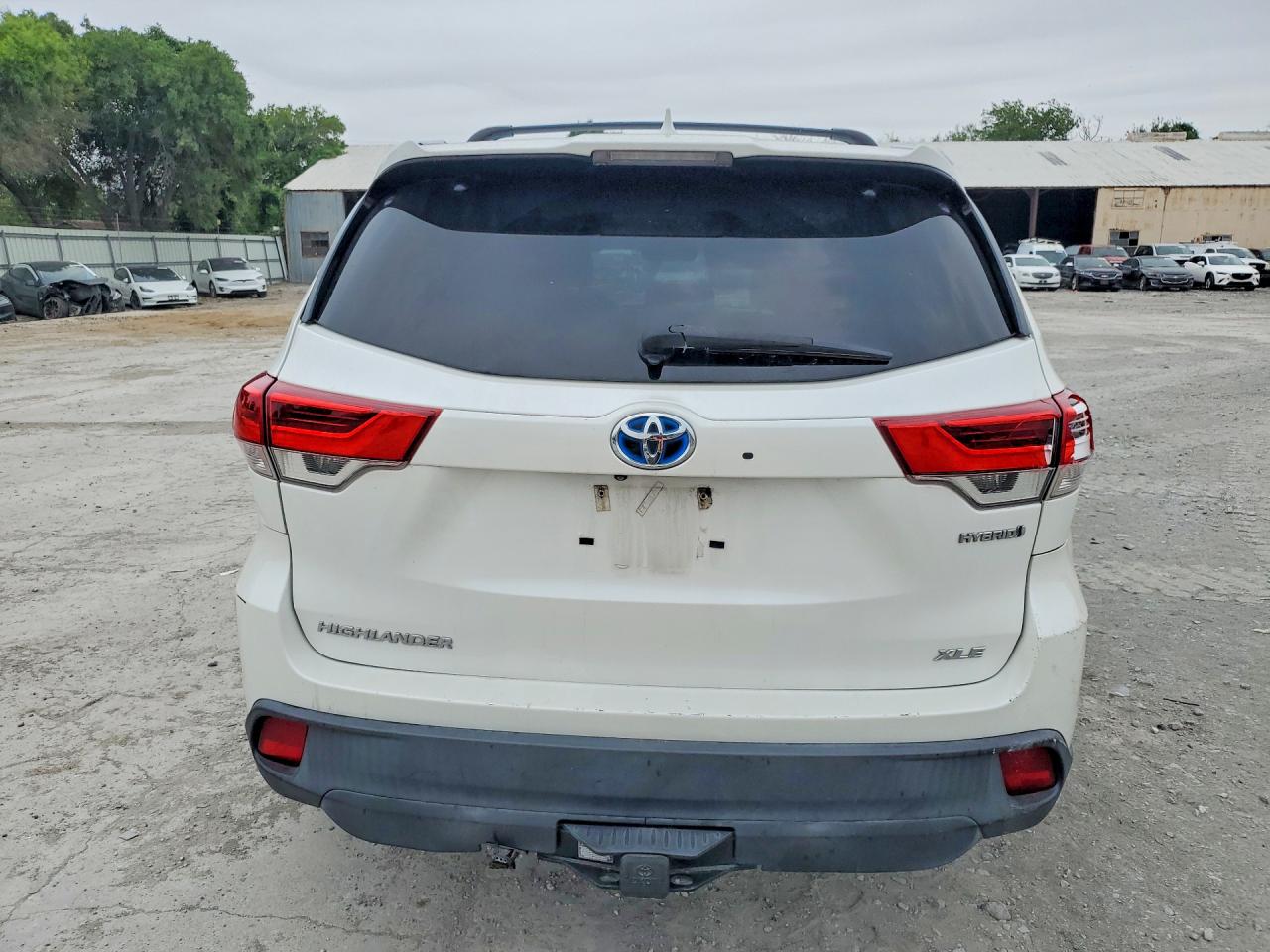 2018 Toyota Highlander Hybrid Xle White vin: 5TDJGRFH4JS051842