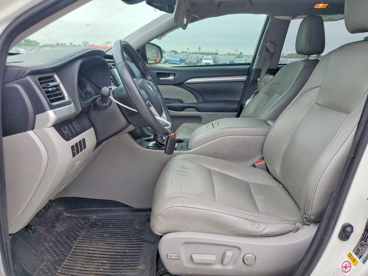 2018 Toyota Highlander Hybrid Xle White vin: 5TDJGRFH4JS051842