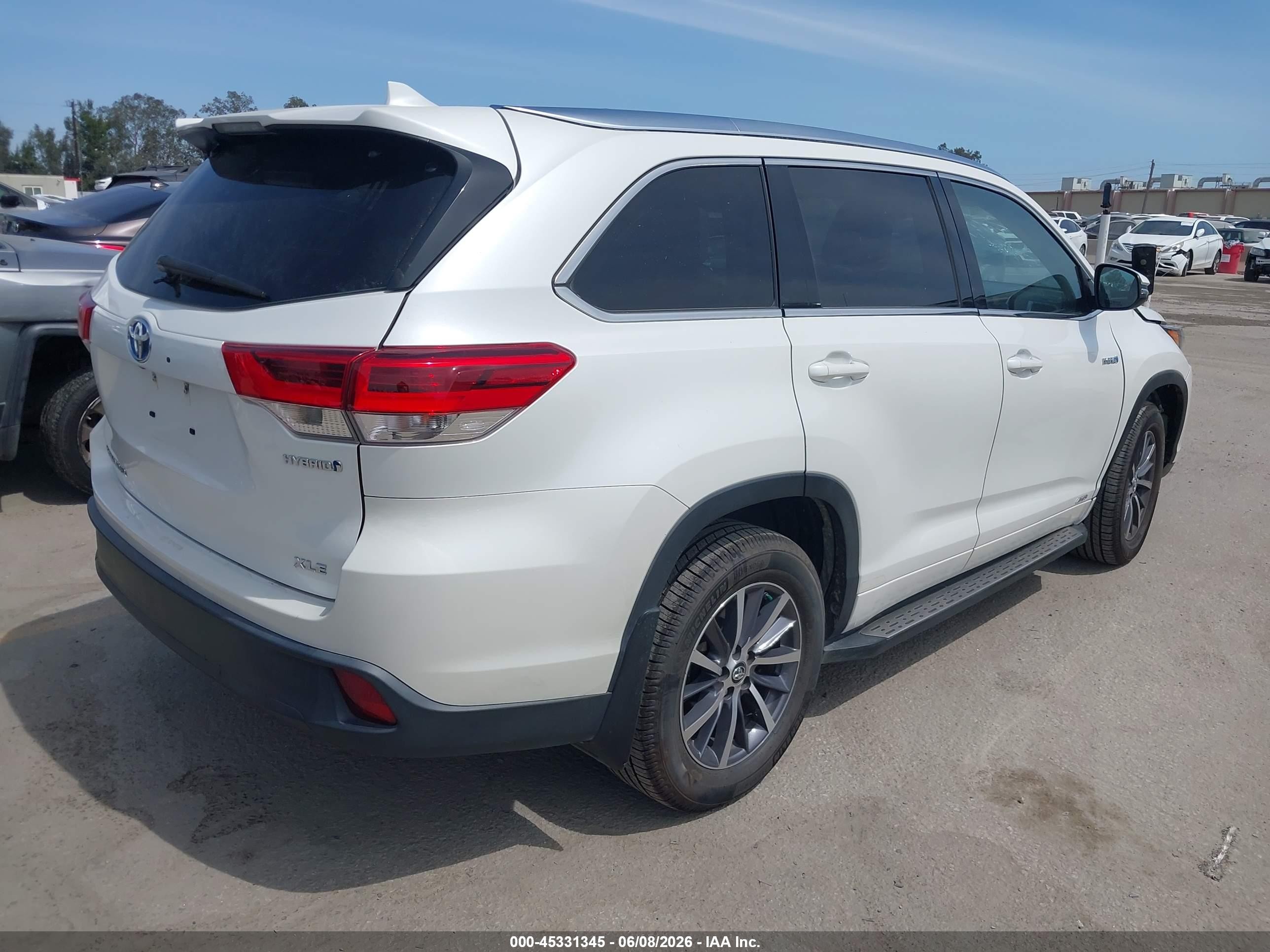 2018 Toyota Highlander Hybrid Xle Белый vin: 5TDJGRFH7JS042293