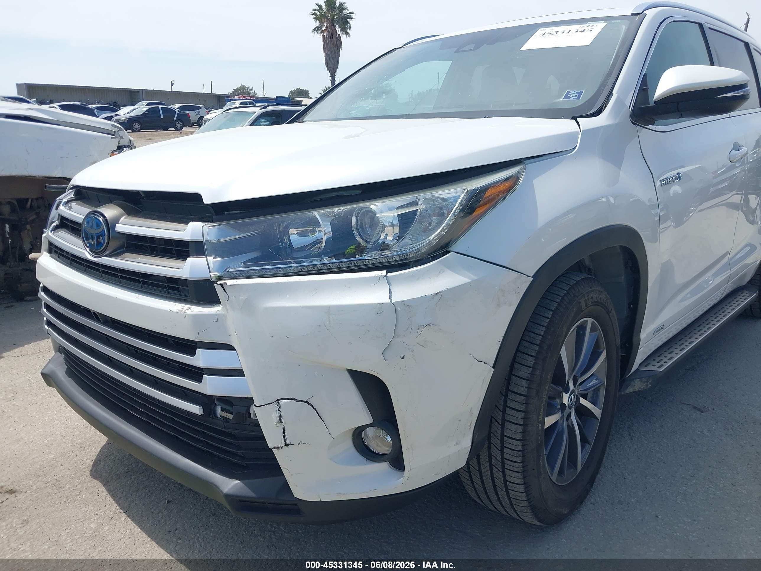 2018 Toyota Highlander Hybrid Xle Белый vin: 5TDJGRFH7JS042293