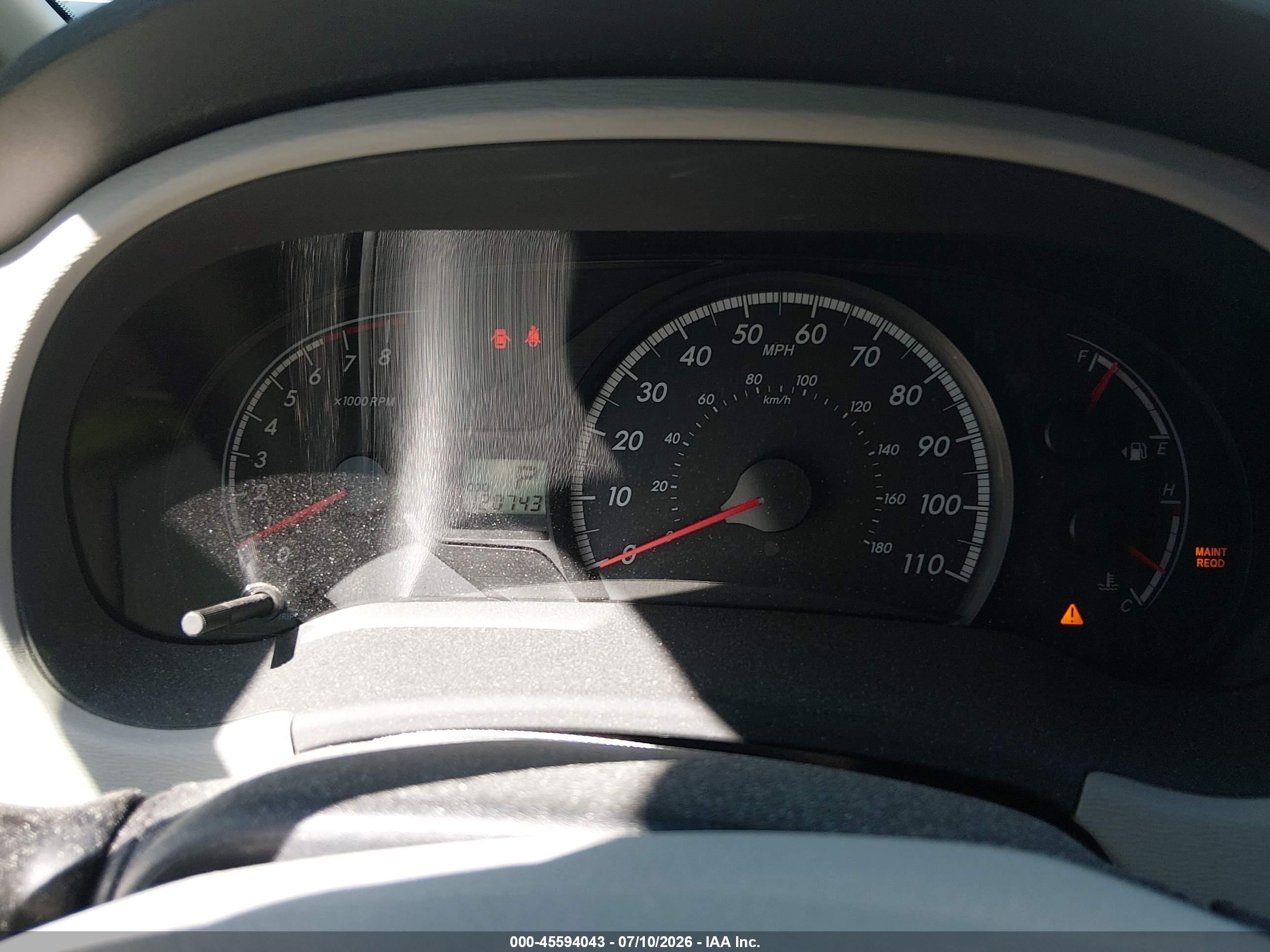 2011 Toyota Sienna Le Silver vin: 5TDJK3DC0BS012721
