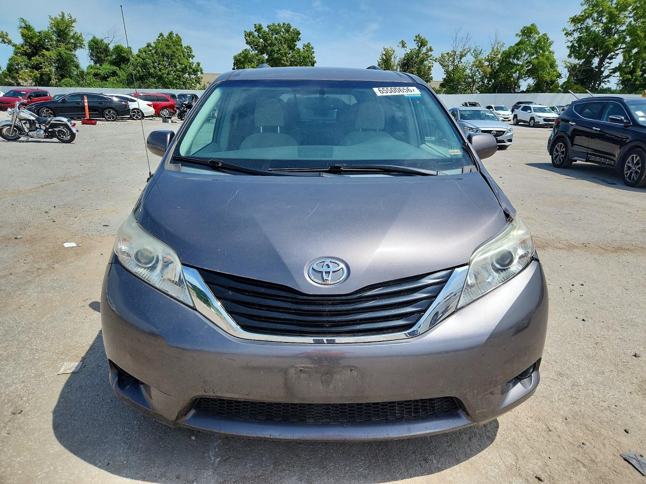 2014 Toyota Sienna Le Gray vin: 5TDJK3DC0ES087102