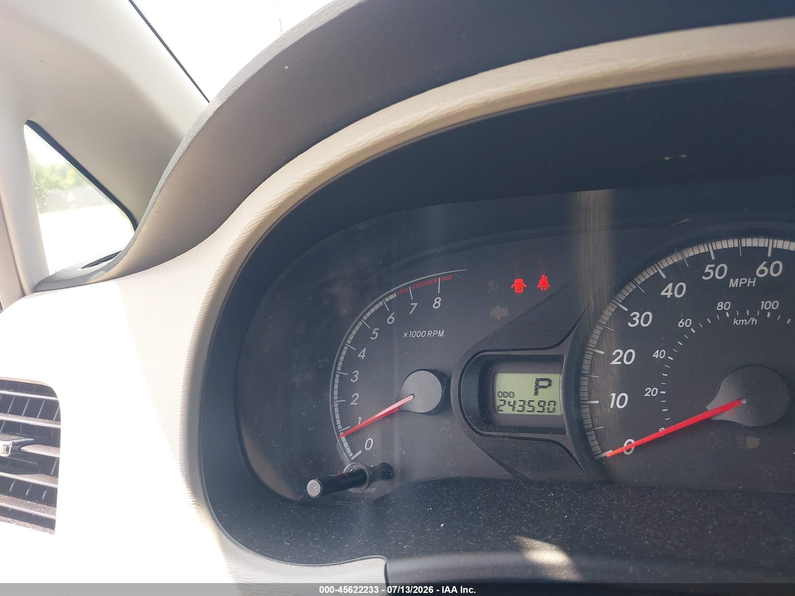 2012 Toyota Sienna Le 7 Passenger Gray vin: 5TDJK3DC1CS034633
