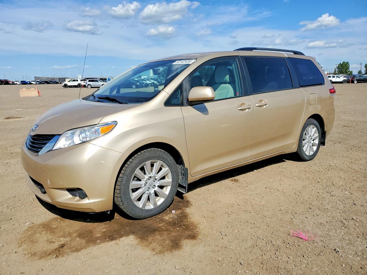 2011 Toyota Sienna Le Gold vin: 5TDJK3DC2BS009593