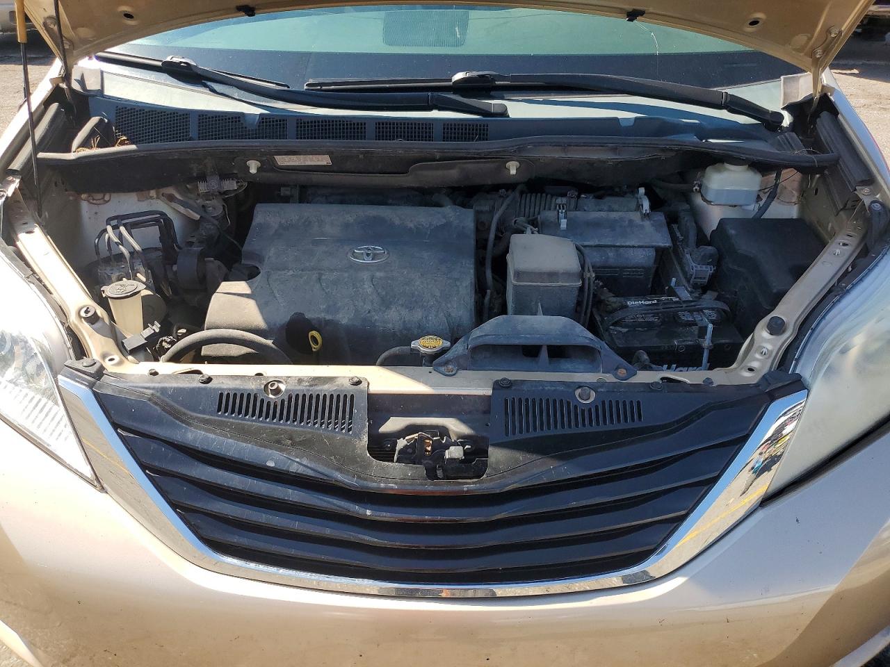 2013 Toyota Sienna Le Cream vin: 5TDJK3DC2DS063933