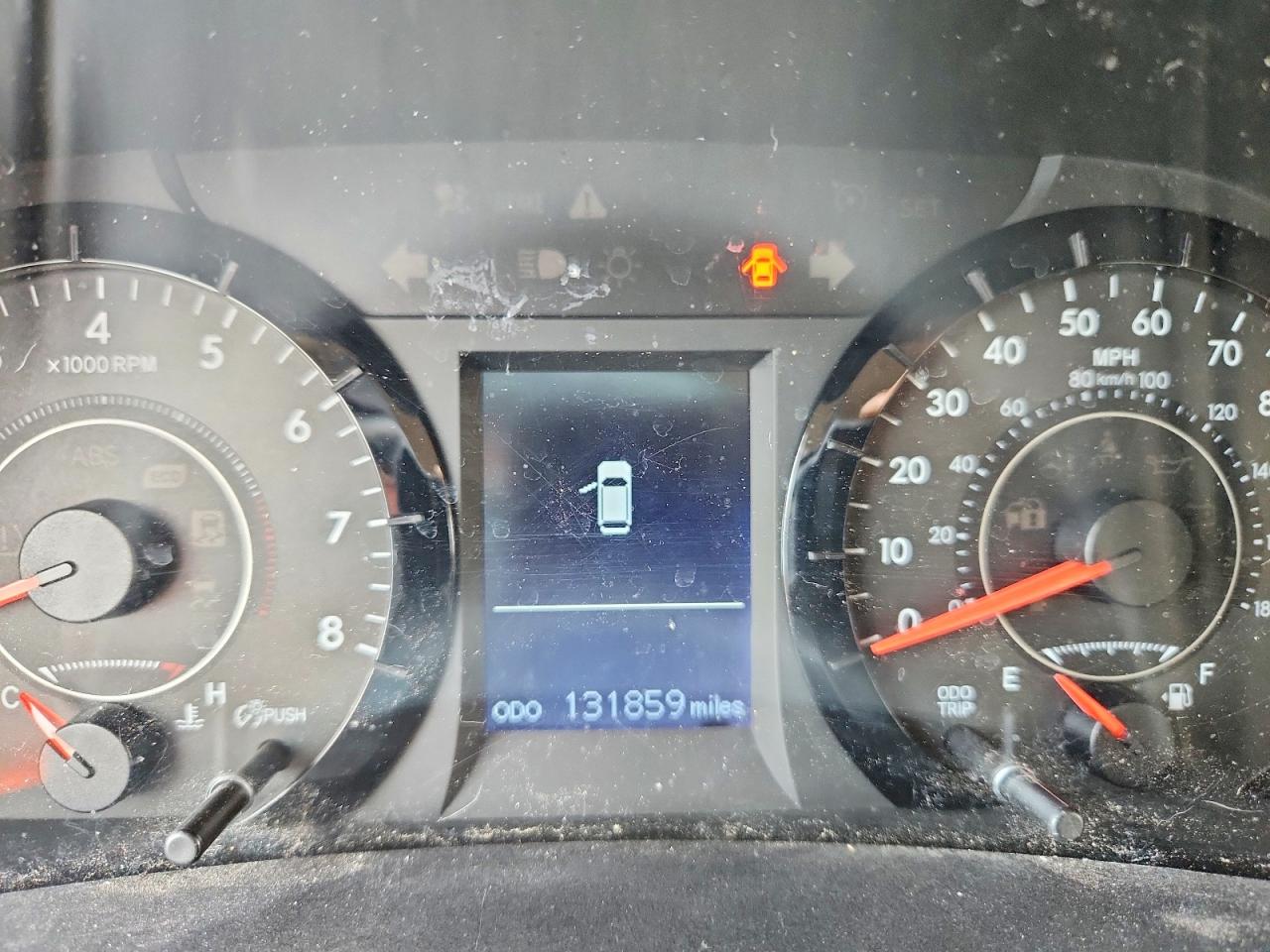 2015 Toyota Sienna Le Белый vin: 5TDJK3DC2FS125947