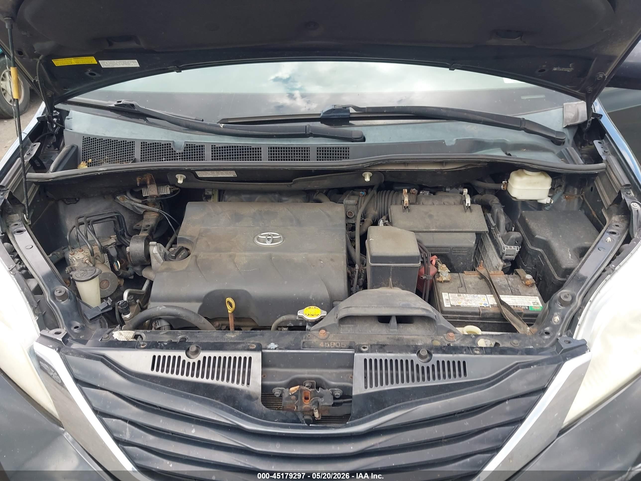 2013 Toyota Sienna Le 7 Passenger Черный vin: 5TDJK3DC3DS056733