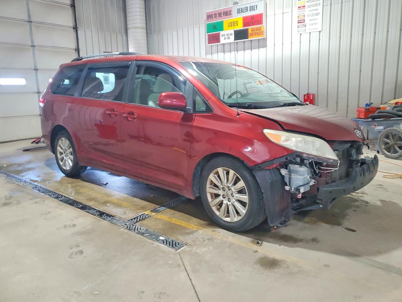2012 Toyota Sienna Le Burgundy vin: 5TDJK3DC4CS030186
