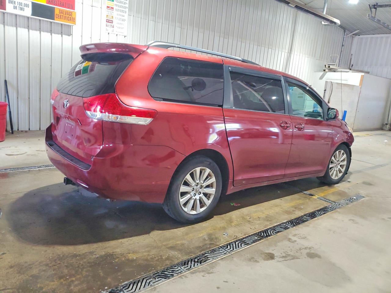 2012 Toyota Sienna Le Burgundy vin: 5TDJK3DC4CS030186